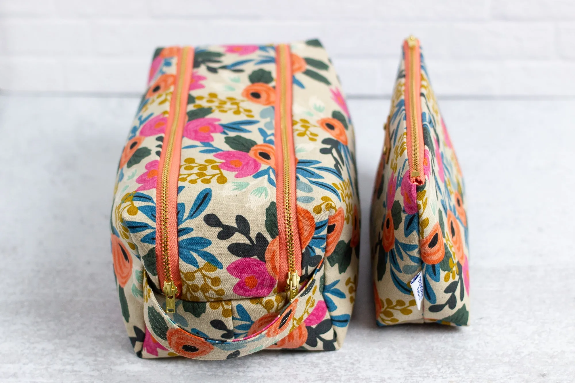 Adorn Travel Set