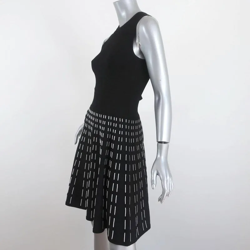 A.L.C. Dress Black/White Stretch Knit Size Extra Small Sleeveless Fit & Flare