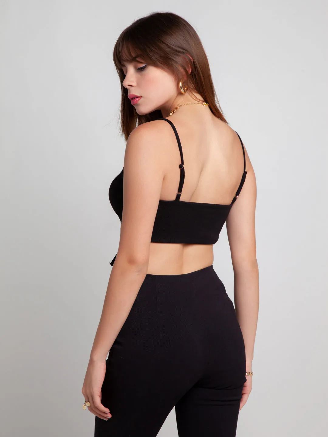 Black Solid Strappy Crop Top