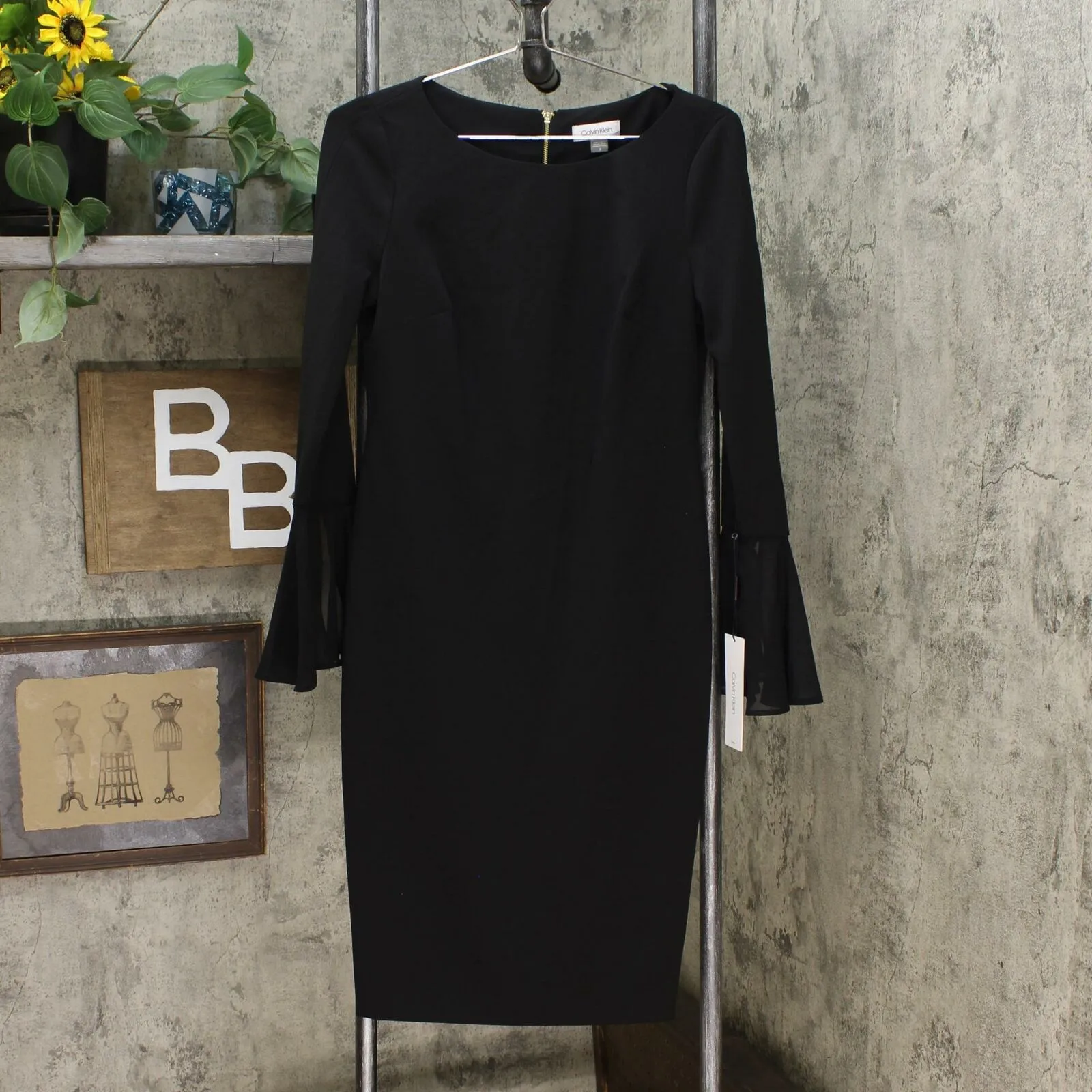 Calvin Klein Women's Chiffon Bell Sleeve Sheath Dress