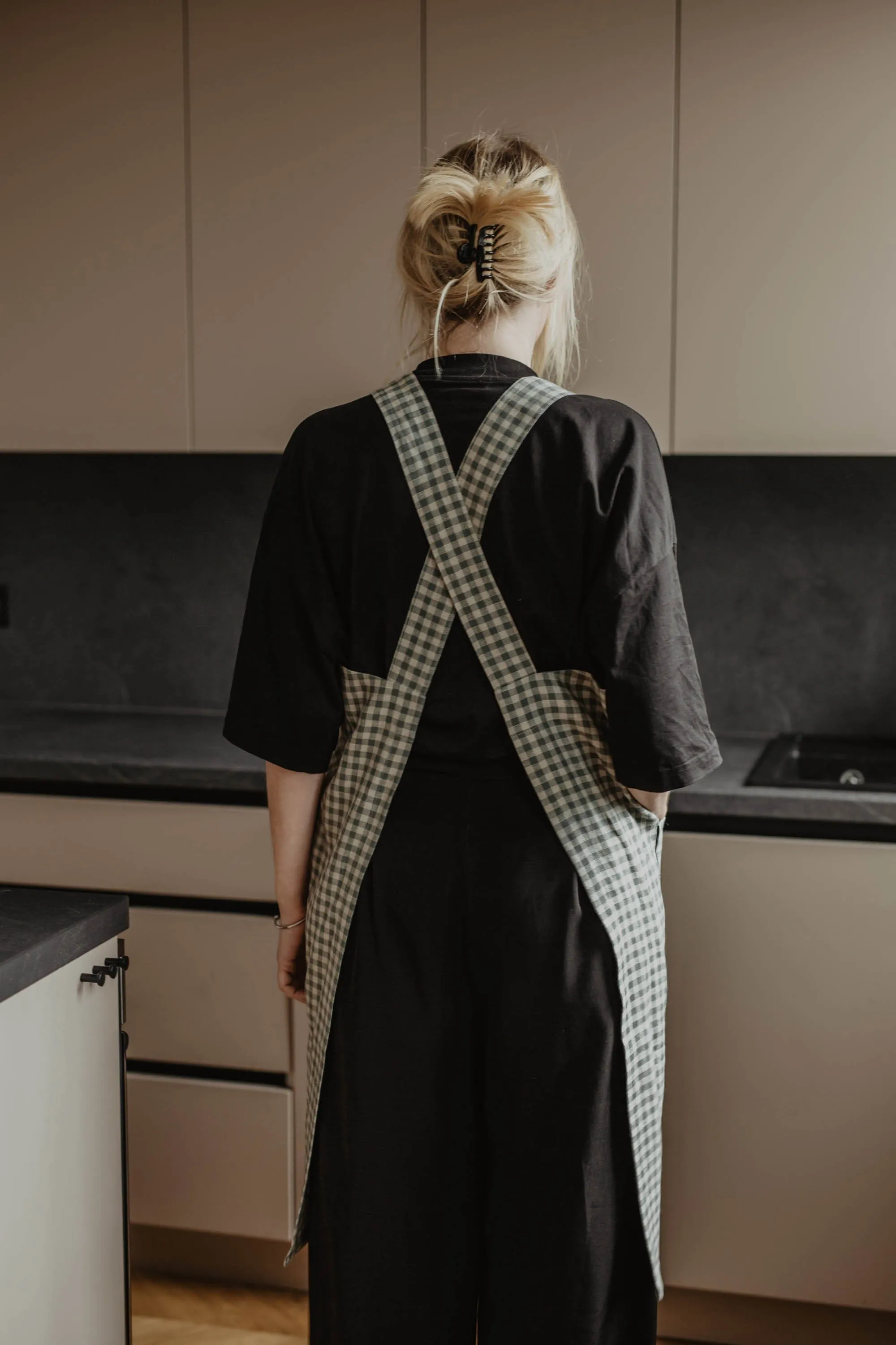 Dirvolira Linen Pinafore Apron | Multiple Colours