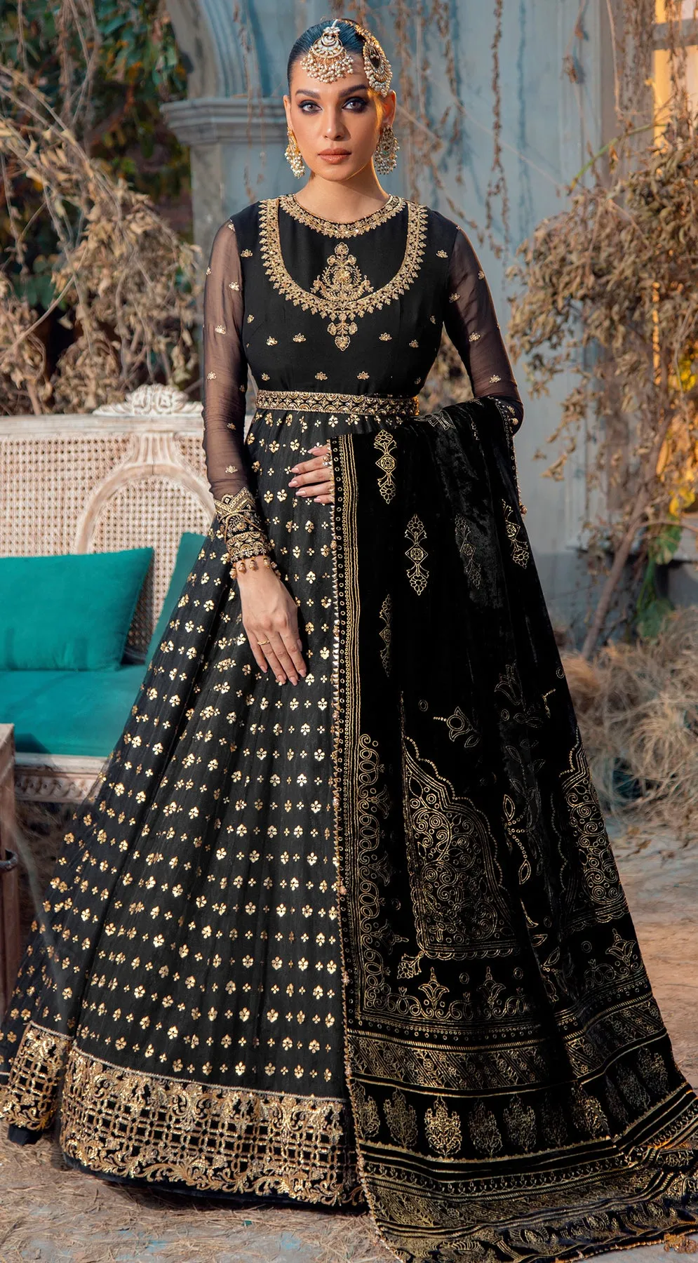 ESMERALDA VL 121-06 |  Anaya by Kiran Chaudhry Velour De Fete '21 | Unstitched Embroidered Velvet Suits
