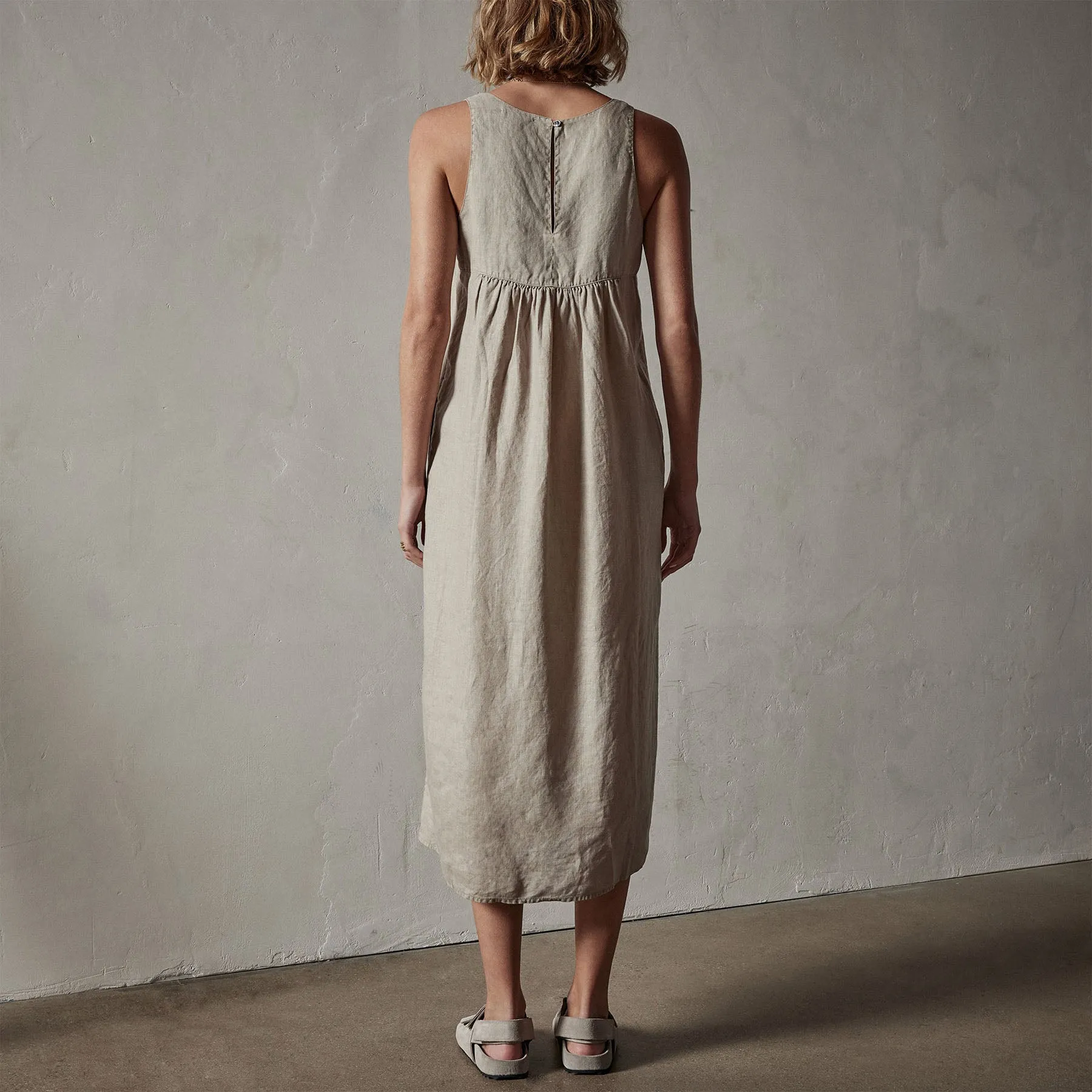 Gathered Linen Dress - Mineral Pigment