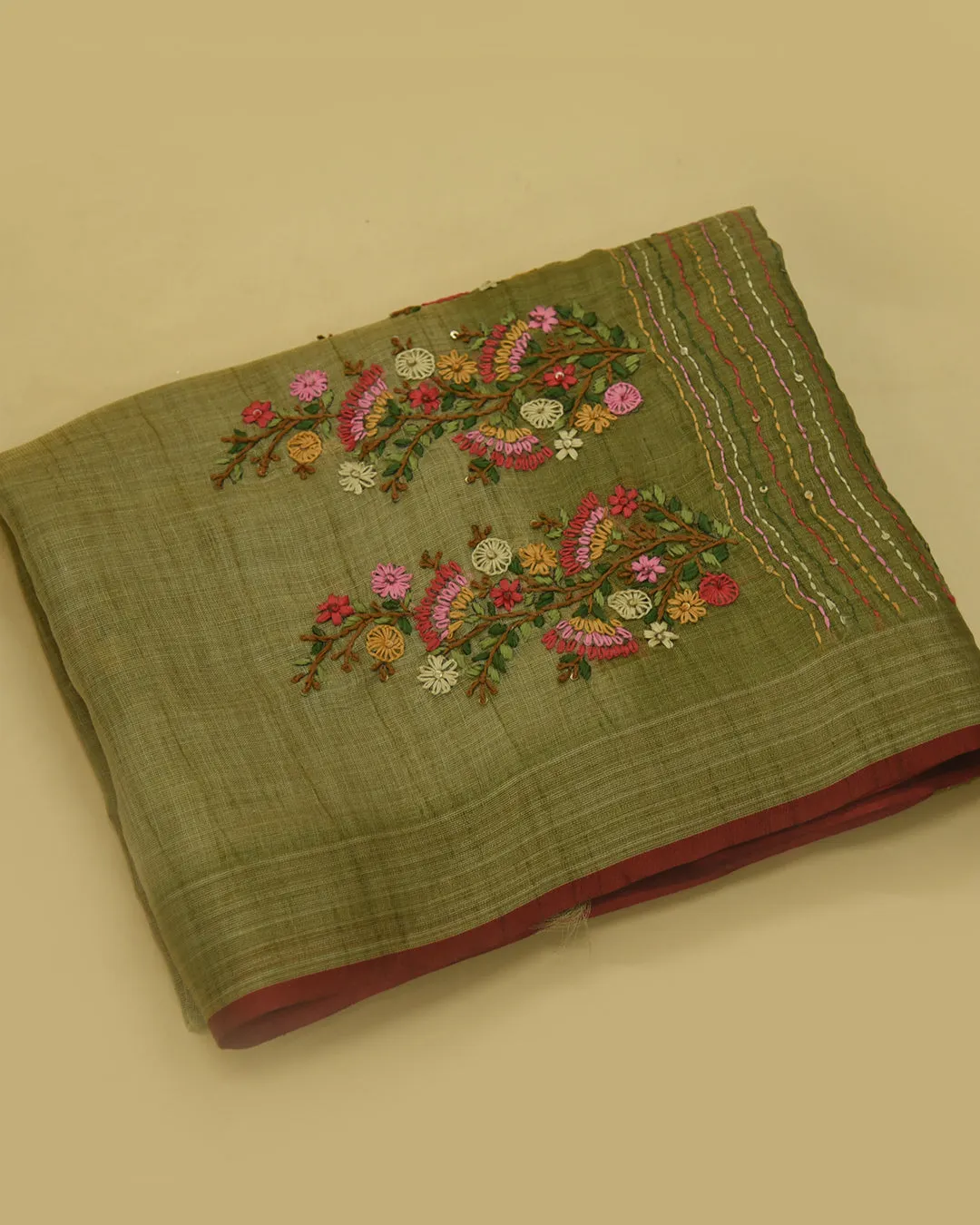 Green Linen Silk Blend Embroidered Saree With Linen Silk Embroidered Blouse