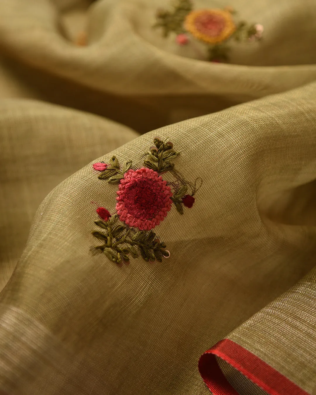 Green Linen Silk Blend Embroidered Saree With Linen Silk Embroidered Blouse