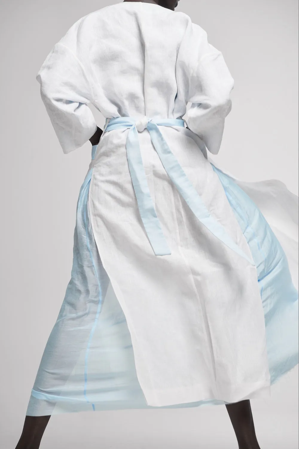 Halos Robe in Sky White