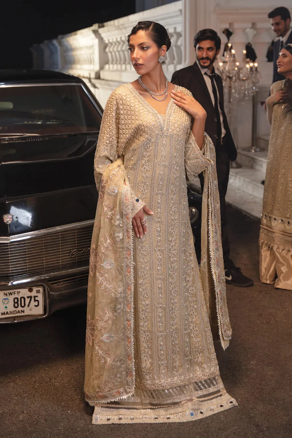IZNIK | La'Royale Luxury Edit Collection 2022 | IRC-04 Agnes