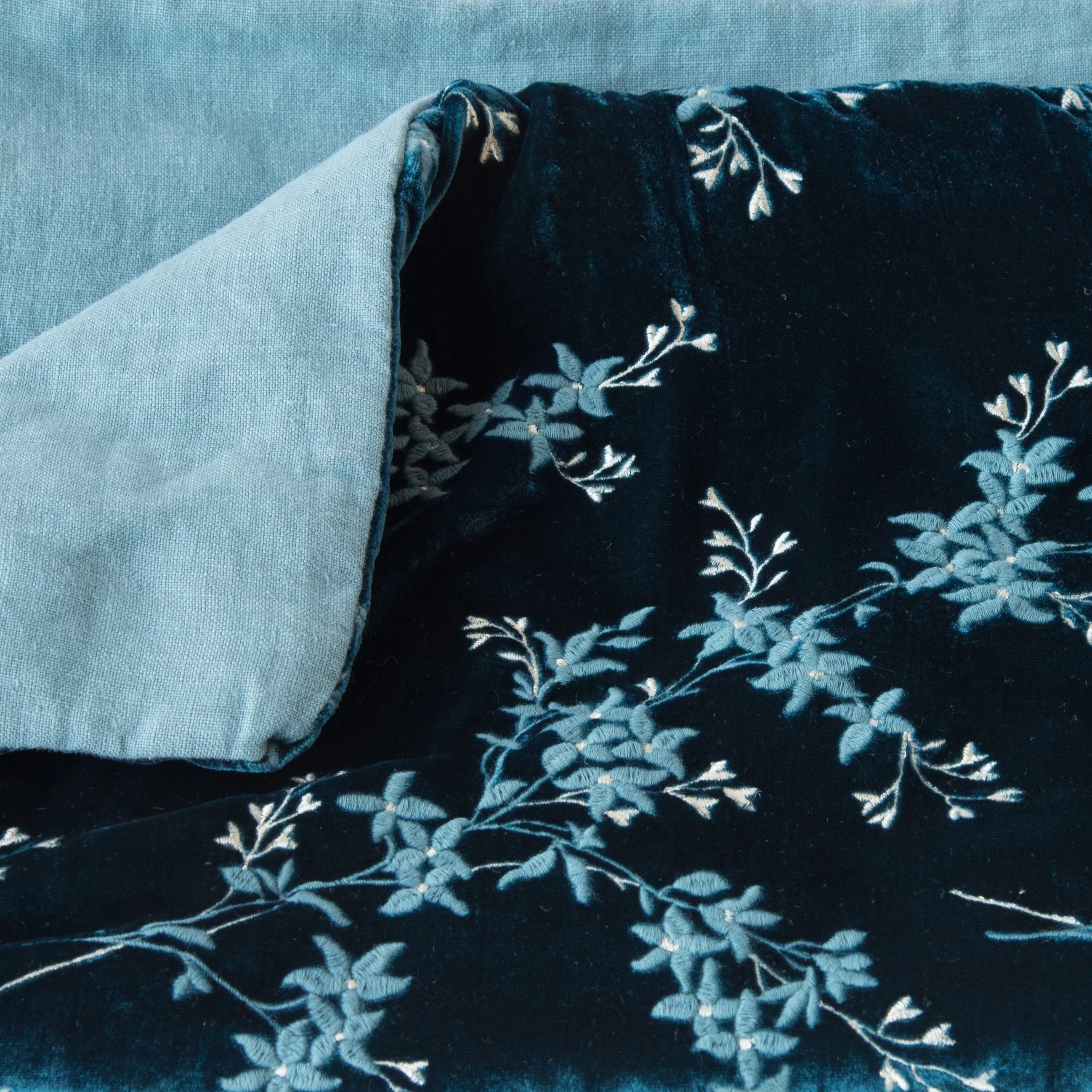 Lynette Blanket