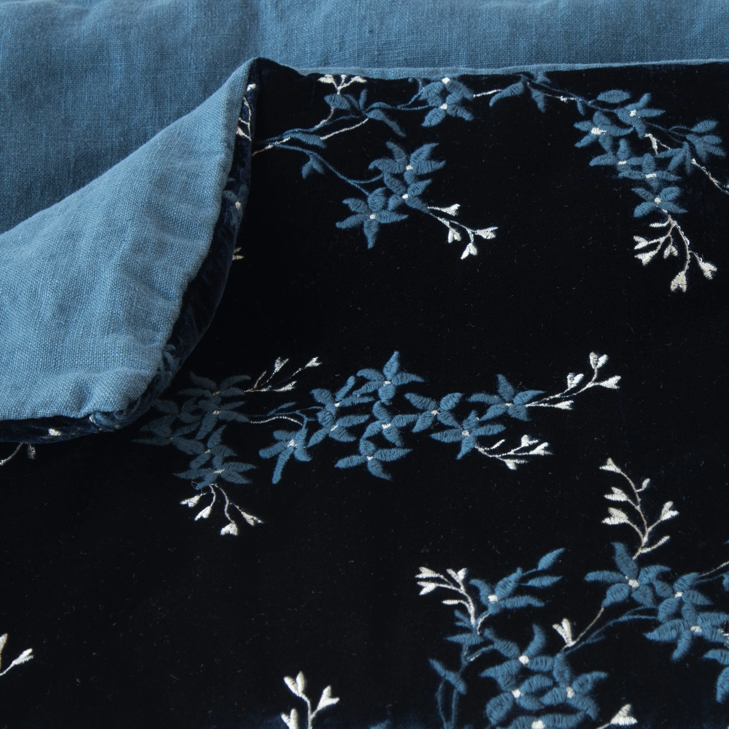 Lynette Blanket