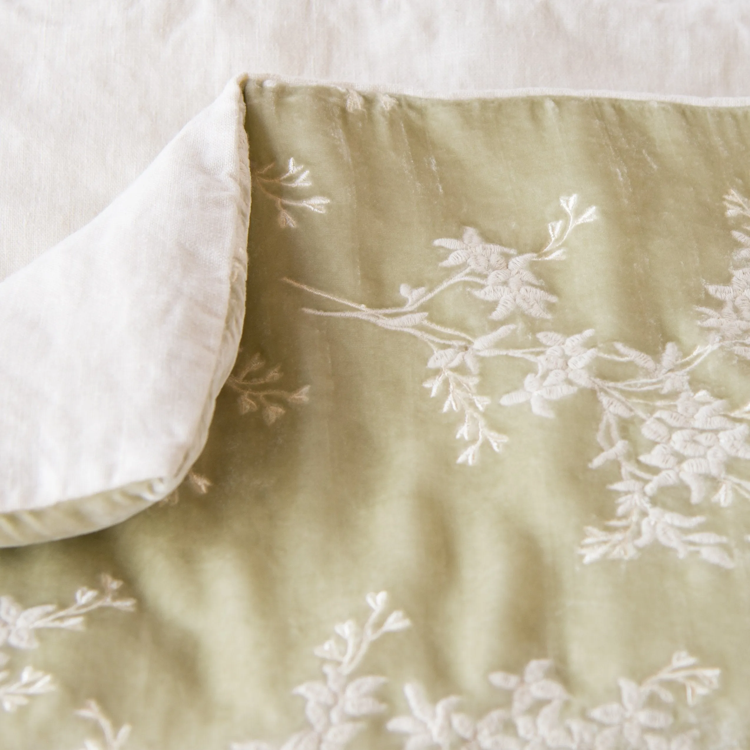 Lynette Blanket