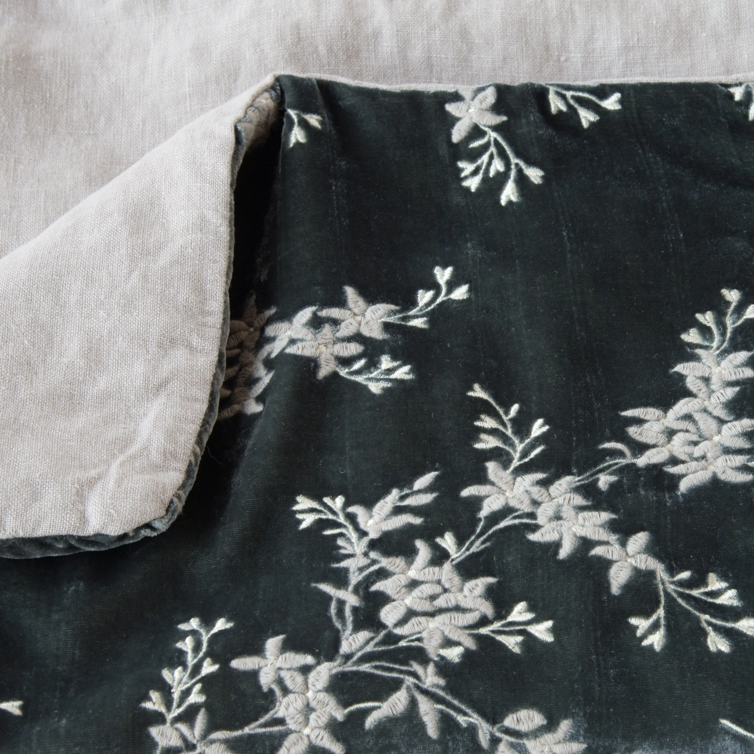 Lynette Blanket