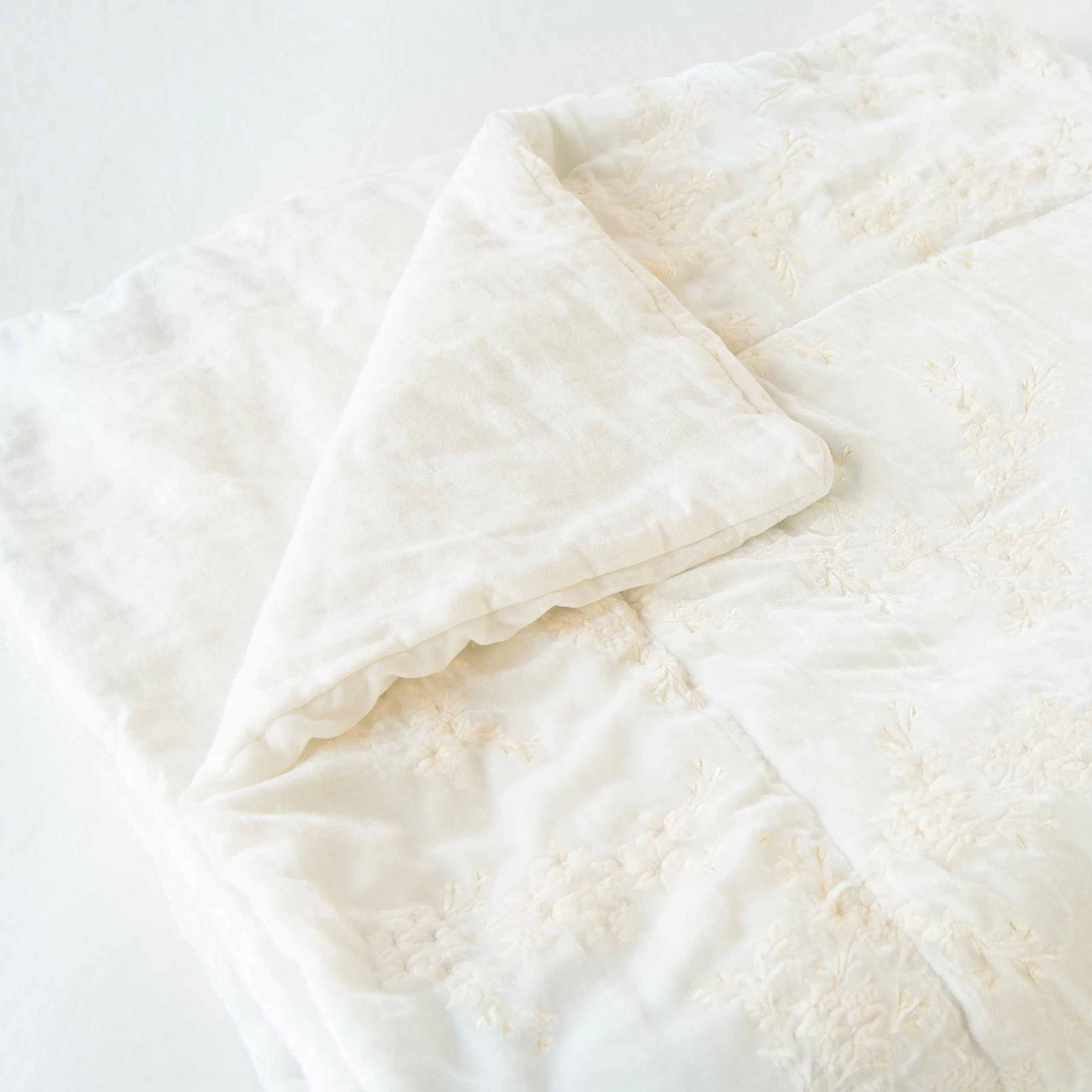 Lynette Blanket