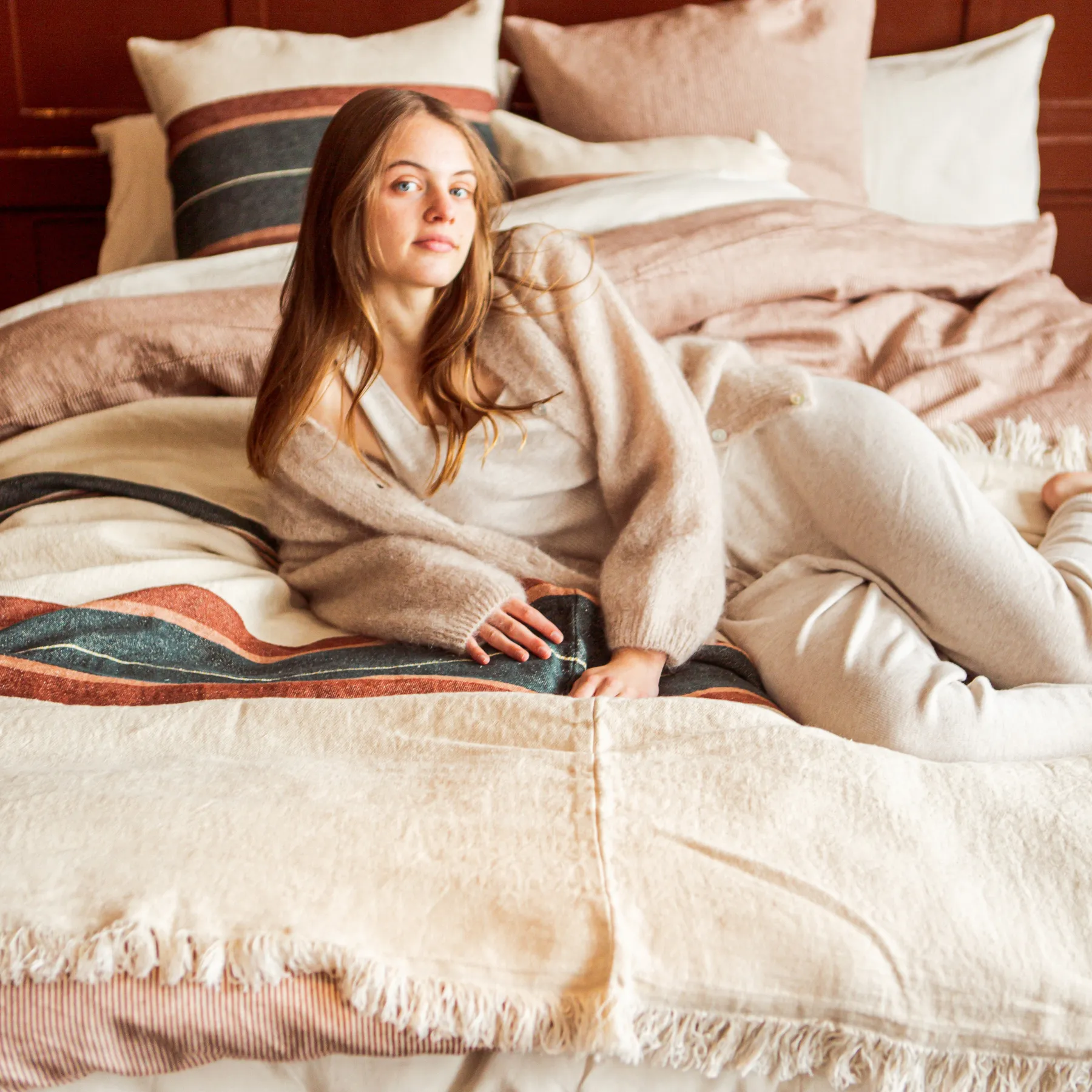 lys pillow cover