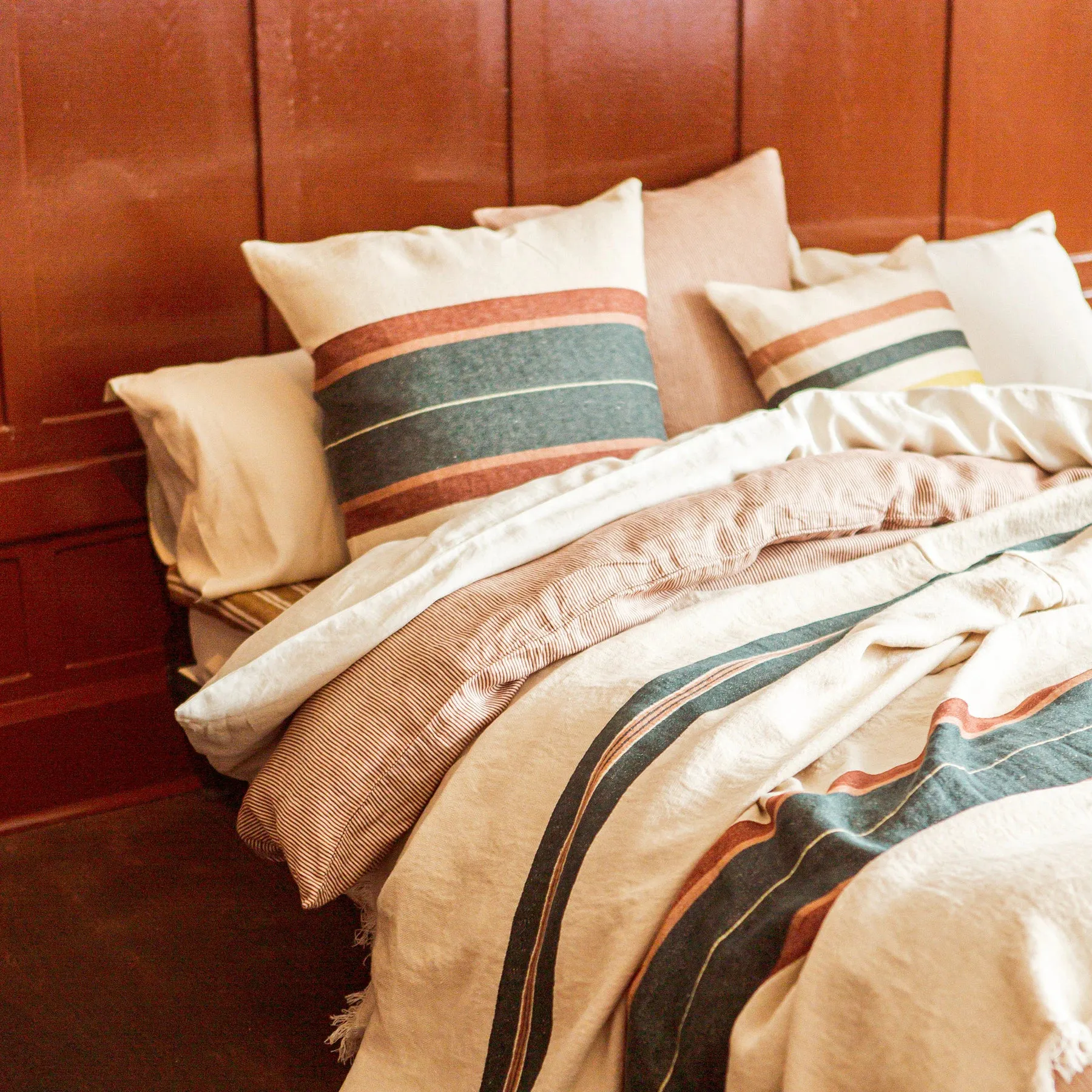 lys pillow cover