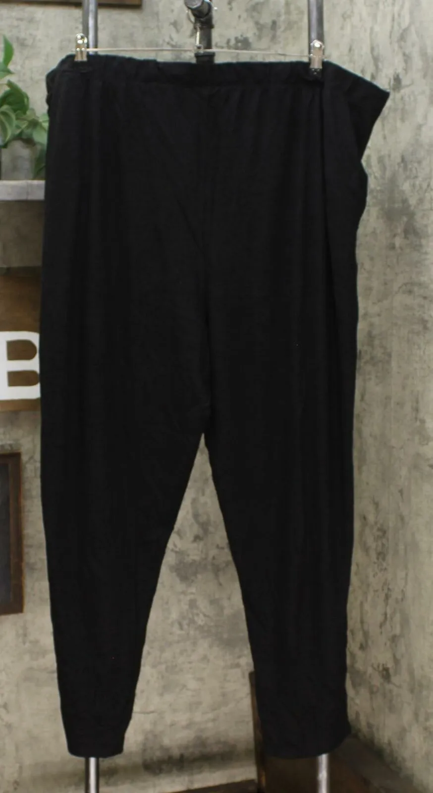 MarlaWynne Women's Plus Size Pull On Linen Jersey Slouch Ankle Pants