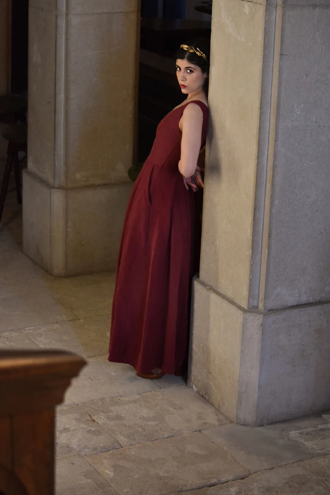 Mina Linen Dress in Bordeaux