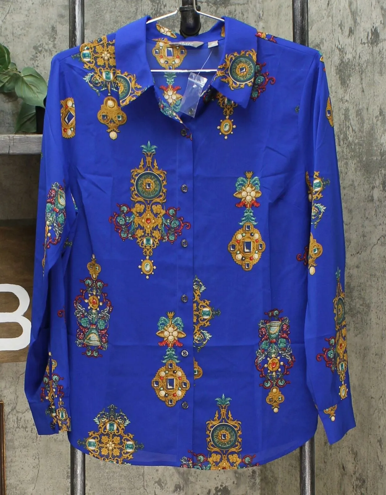 MOTTO Women's Stretch Chiffon Printed Button Front Shirt