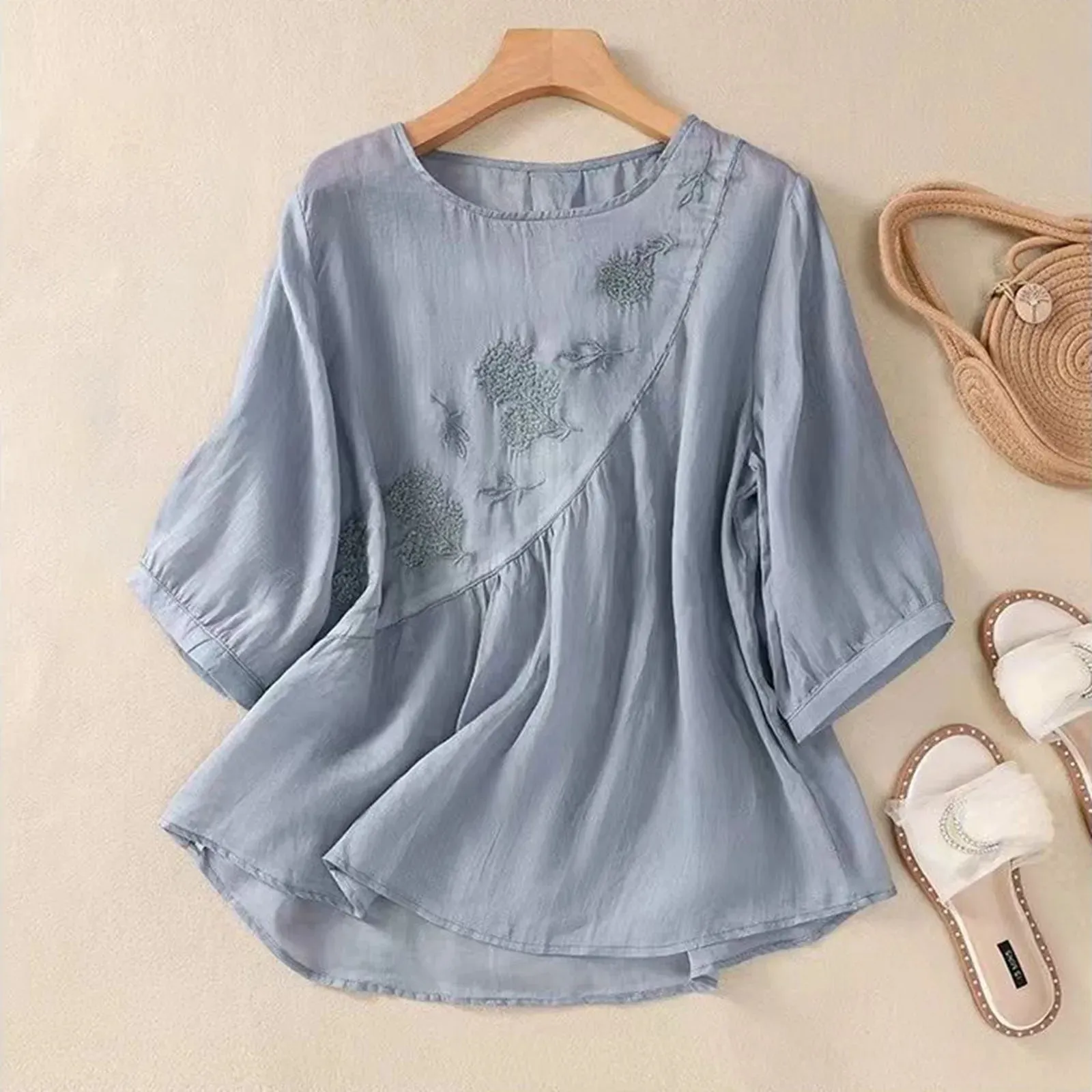 New Summer Casual Women Blouse Solid 3/4 Sleeve Embroidery Shirts Women Vintage Cotton Linen Loose Boho Shirt Ladies Tops Blusas