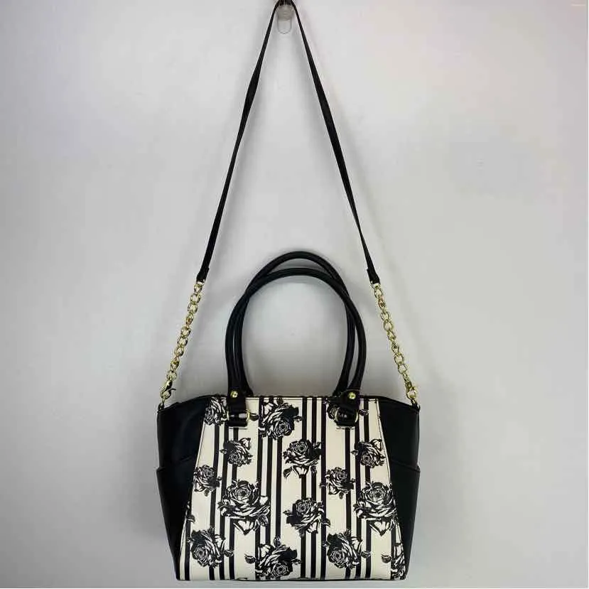 Pre-Owned Betsy Johnson Black/White faux leather Handbag