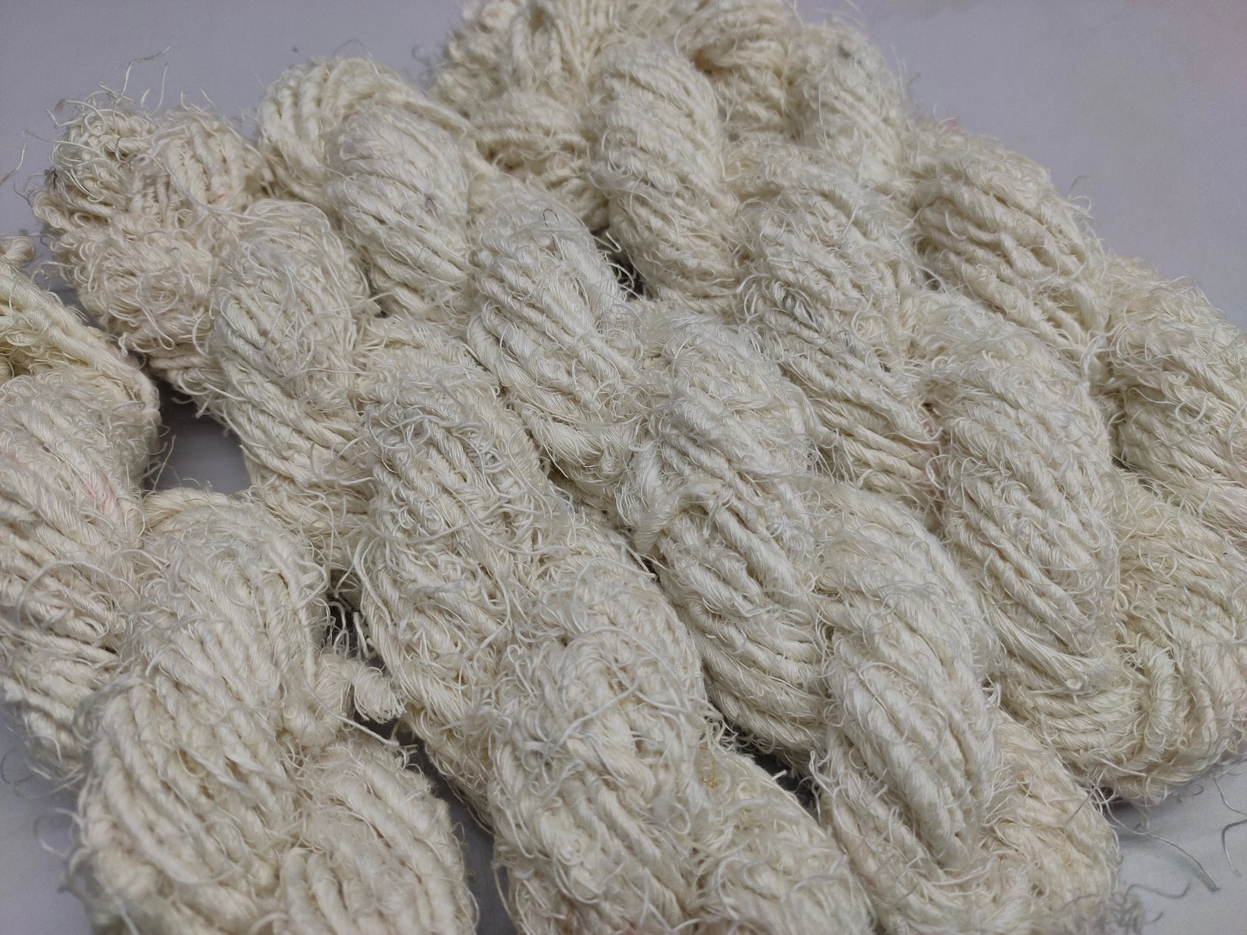 Recycled Linen Yarn Natural