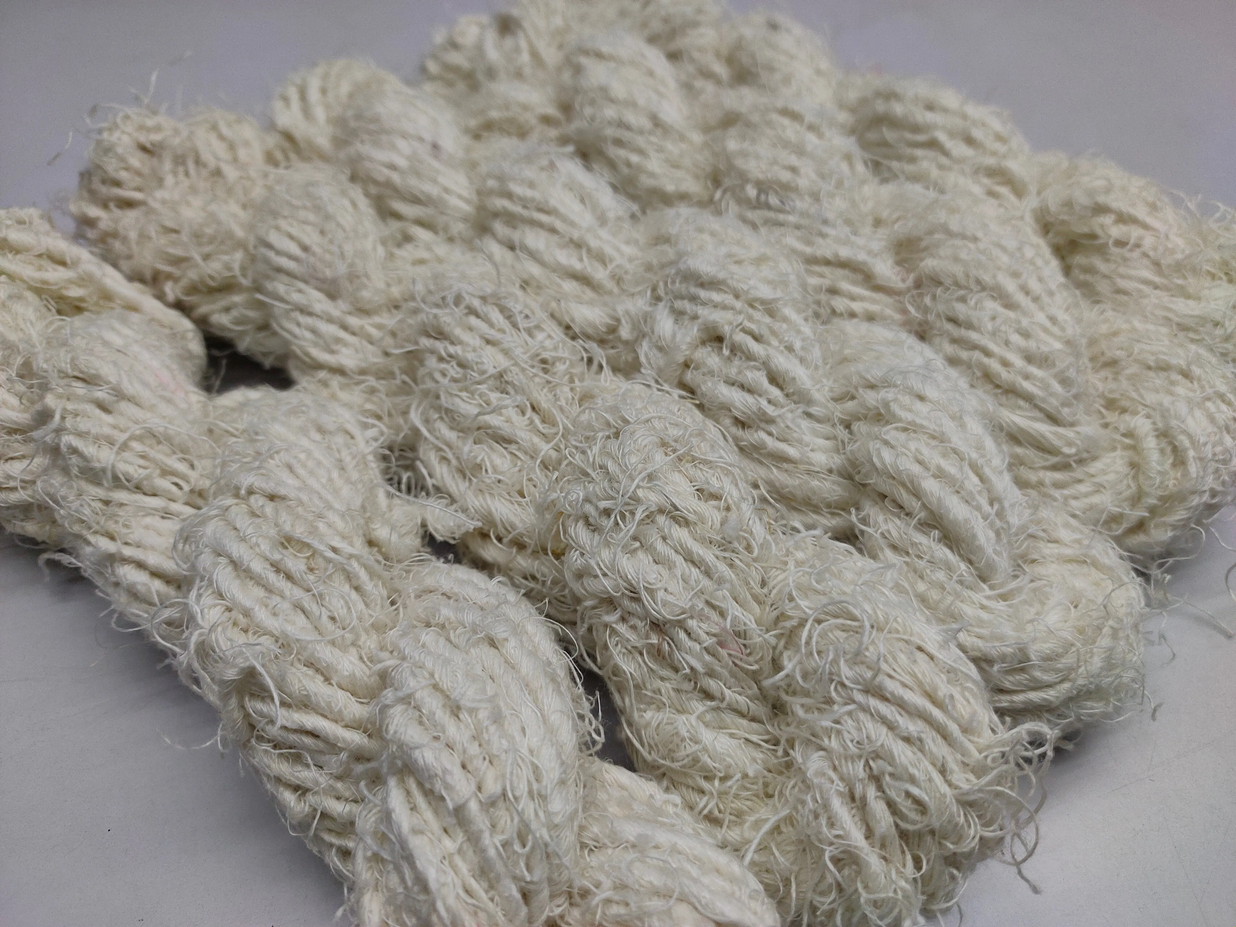 Recycled Linen Yarn Natural