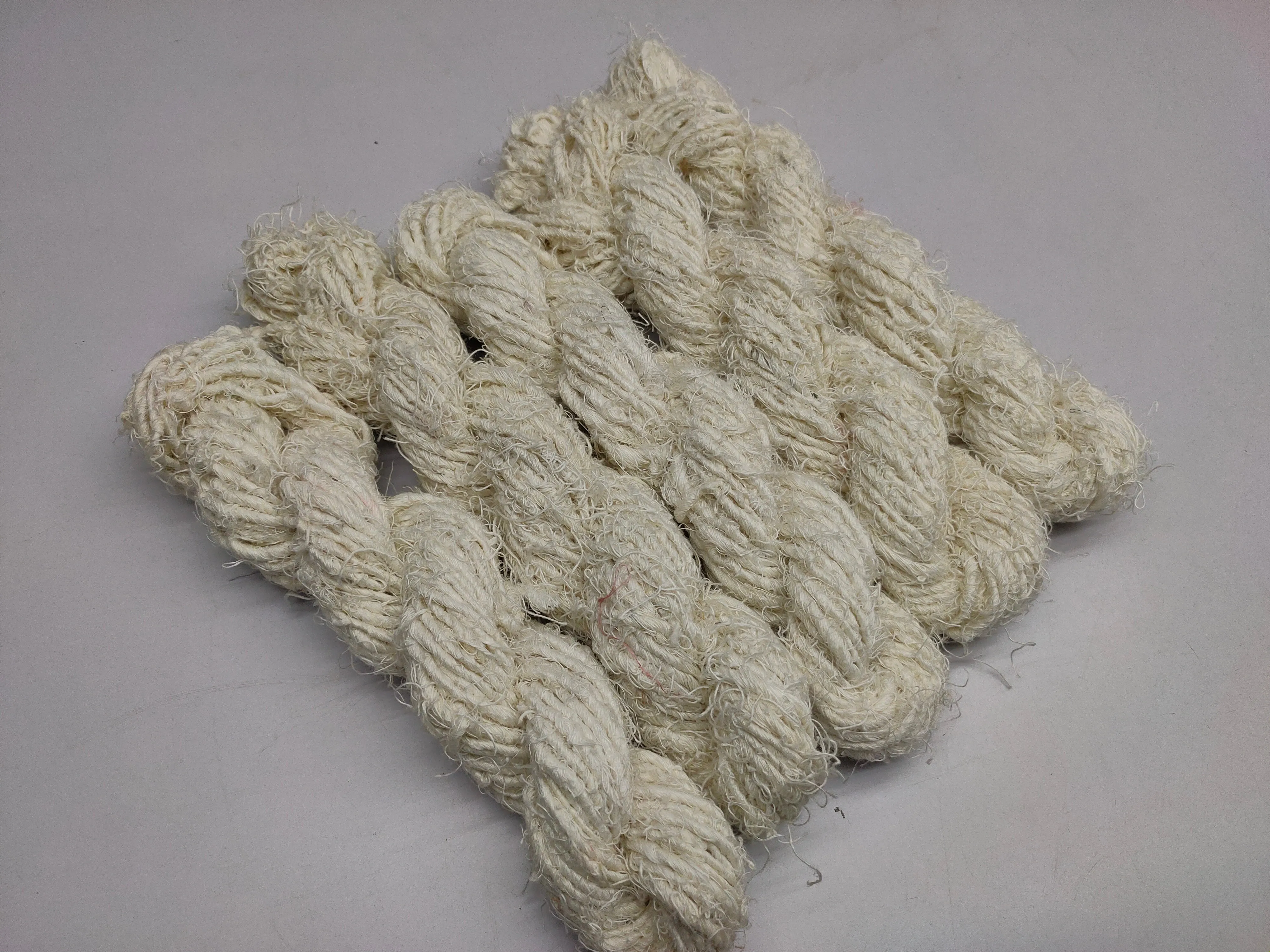 Recycled Linen Yarn Natural