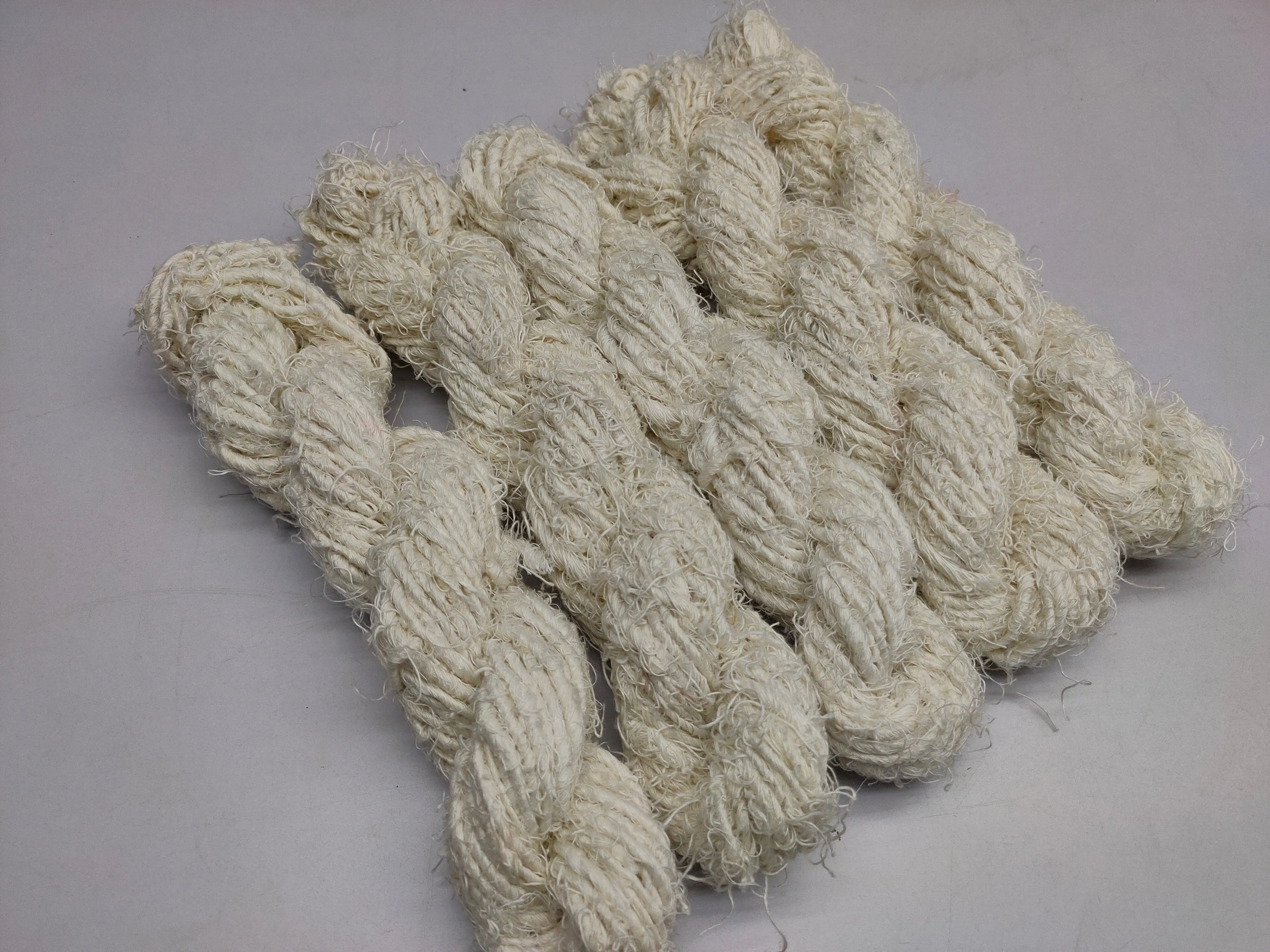 Recycled Linen Yarn Natural