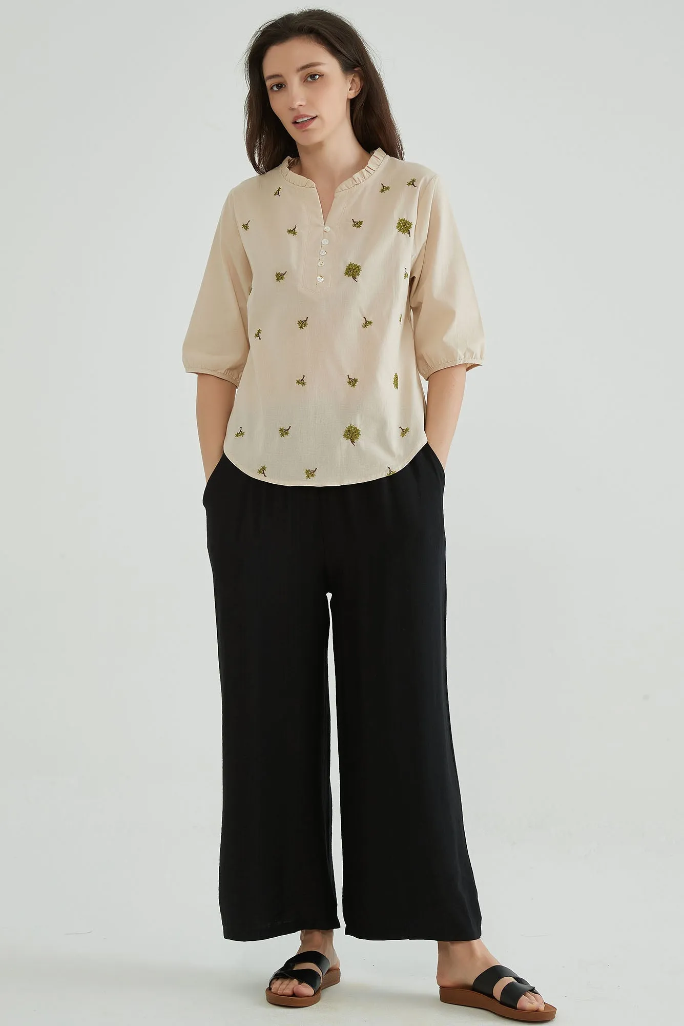 Rodeo Dust Women Embroidered Linen Blouse