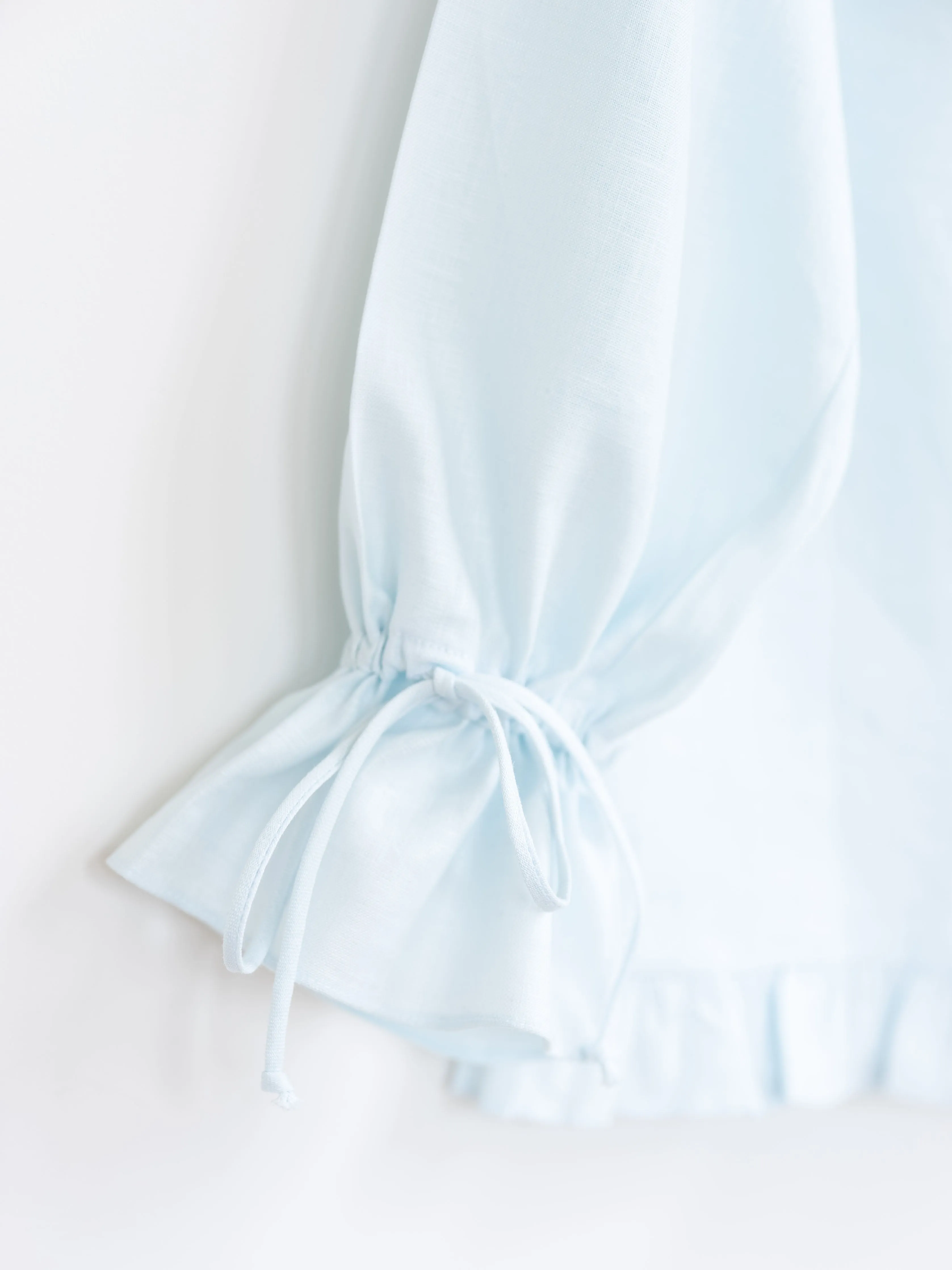 Ruffled Audrey with Bows in Linen