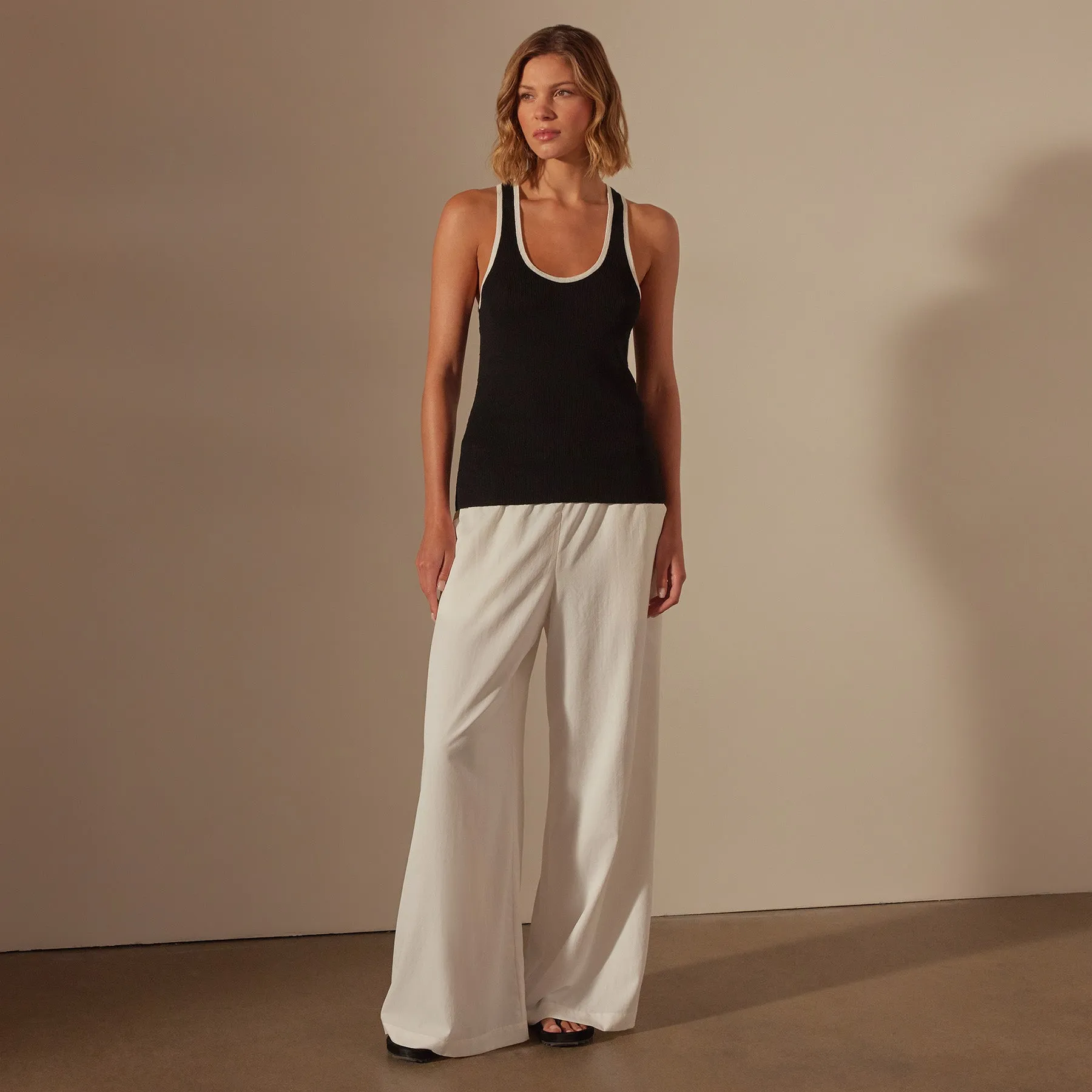 Stretch Linen Ribbed Tank - Black/White
