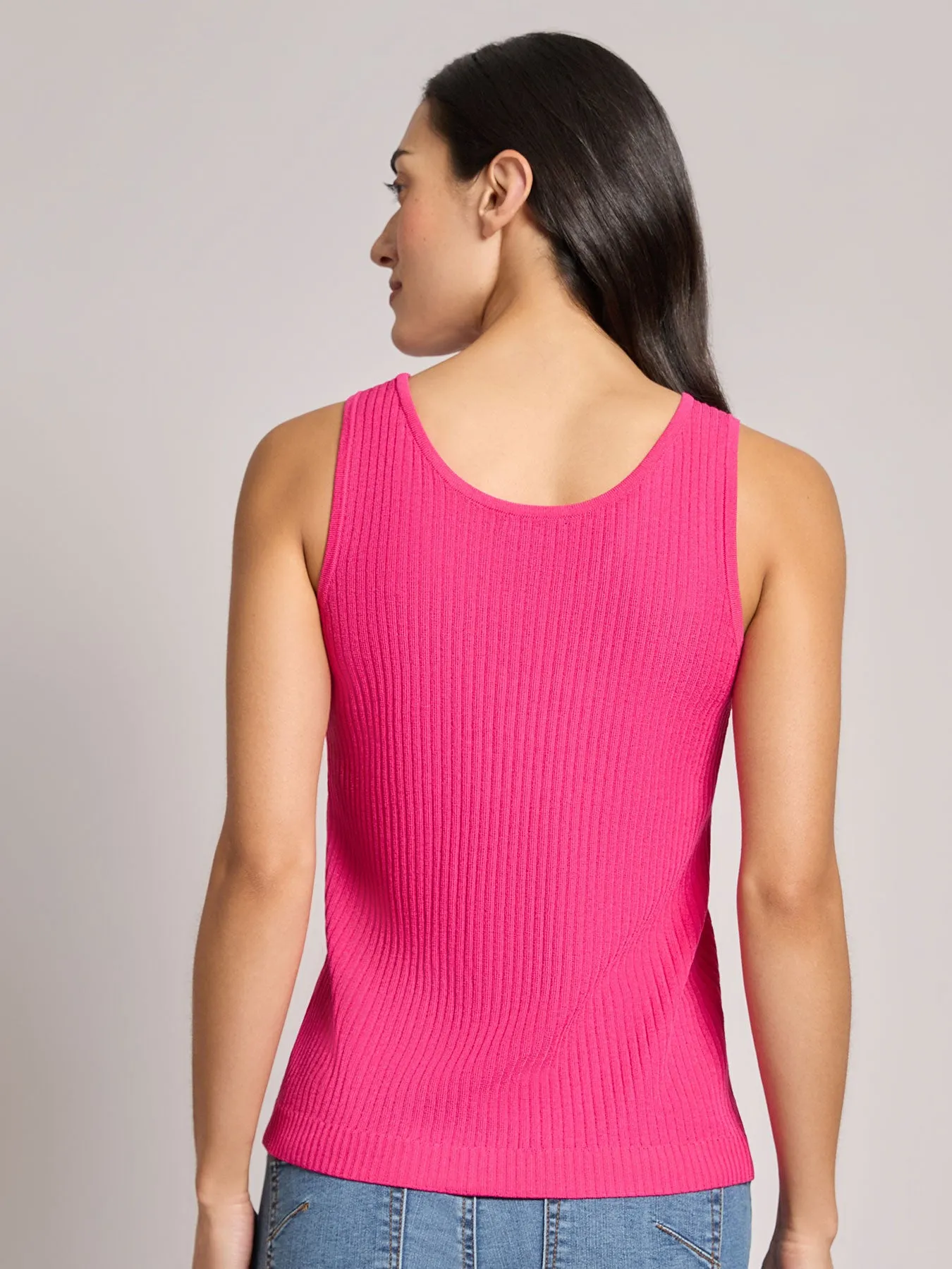Sutton Scoop Neck Tank Top