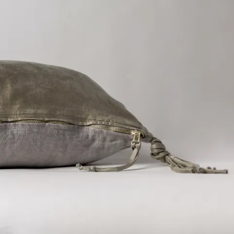 Taline Lumbar Pillow