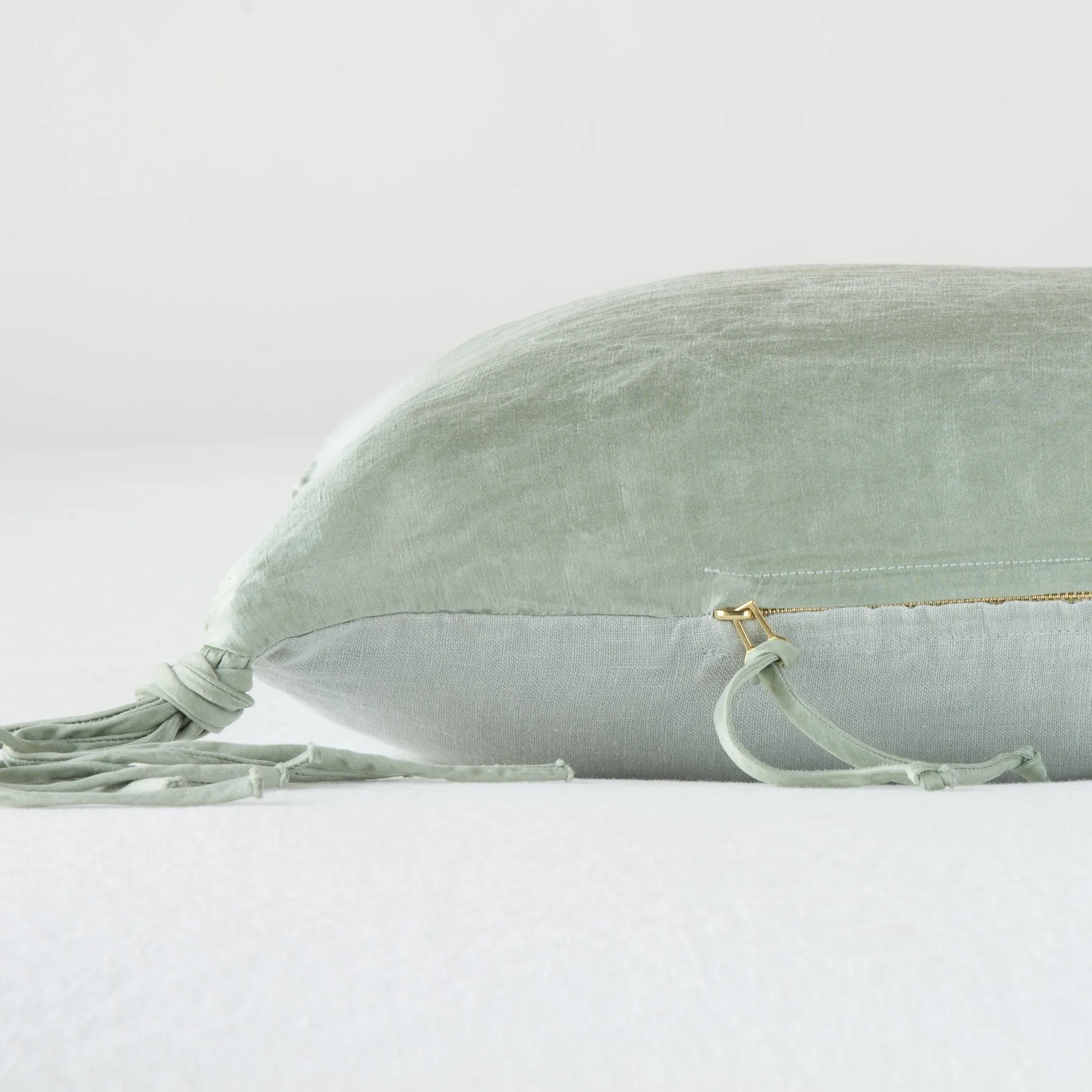 Taline Lumbar Pillow