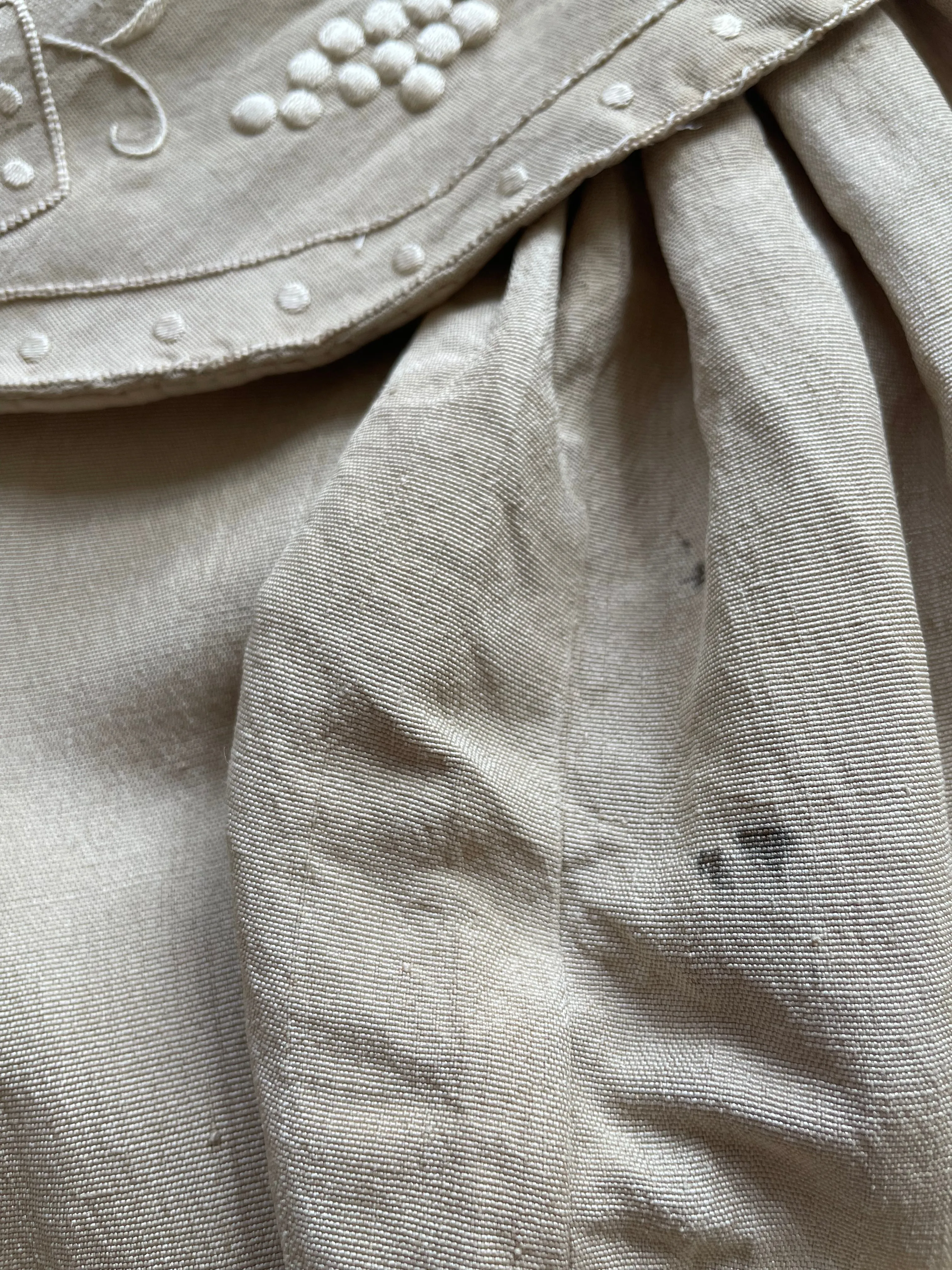 Turn Of The Century Edwardian Ecru Linen & Silk Densely Embroidered Coat