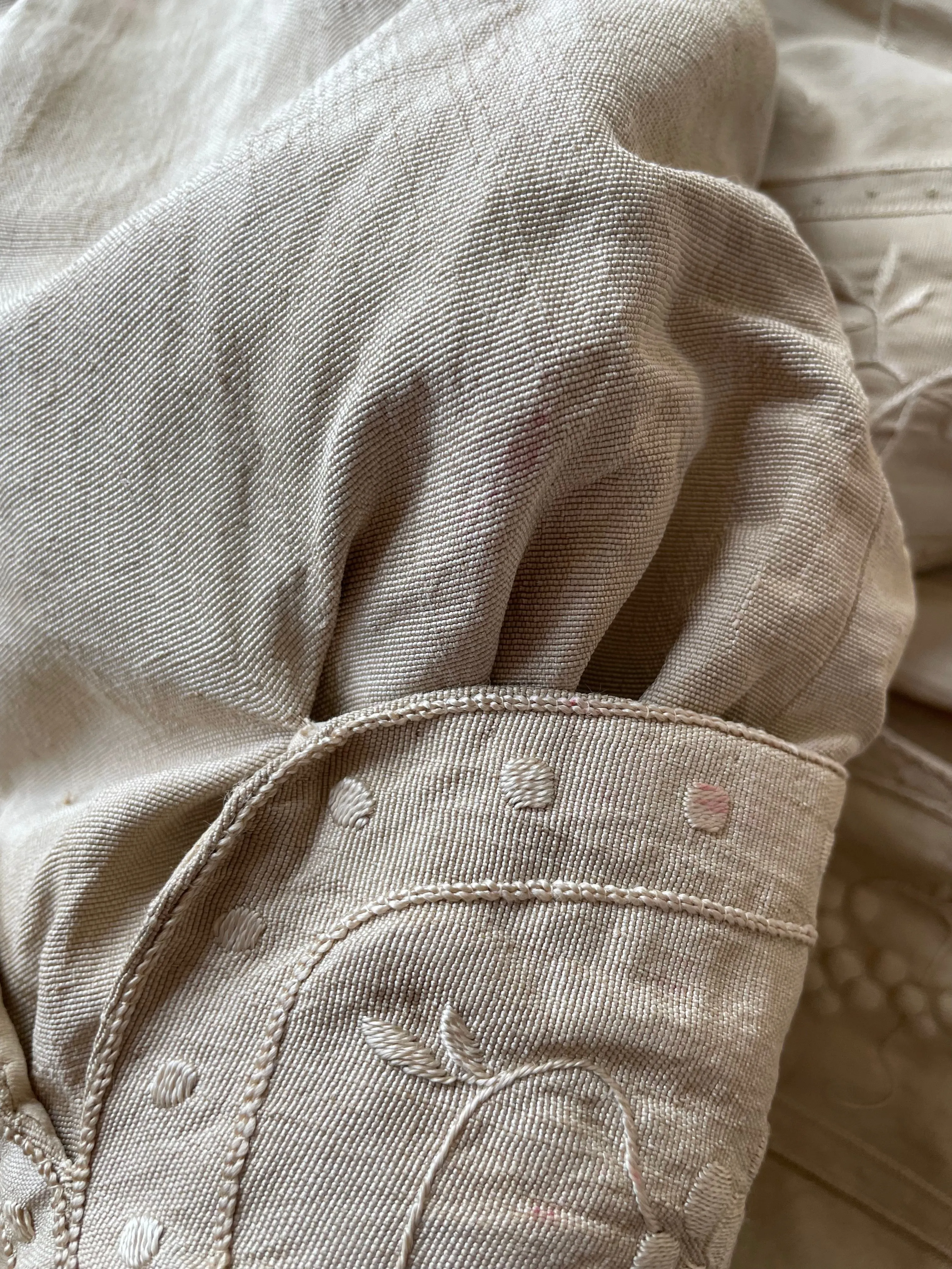 Turn Of The Century Edwardian Ecru Linen & Silk Densely Embroidered Coat