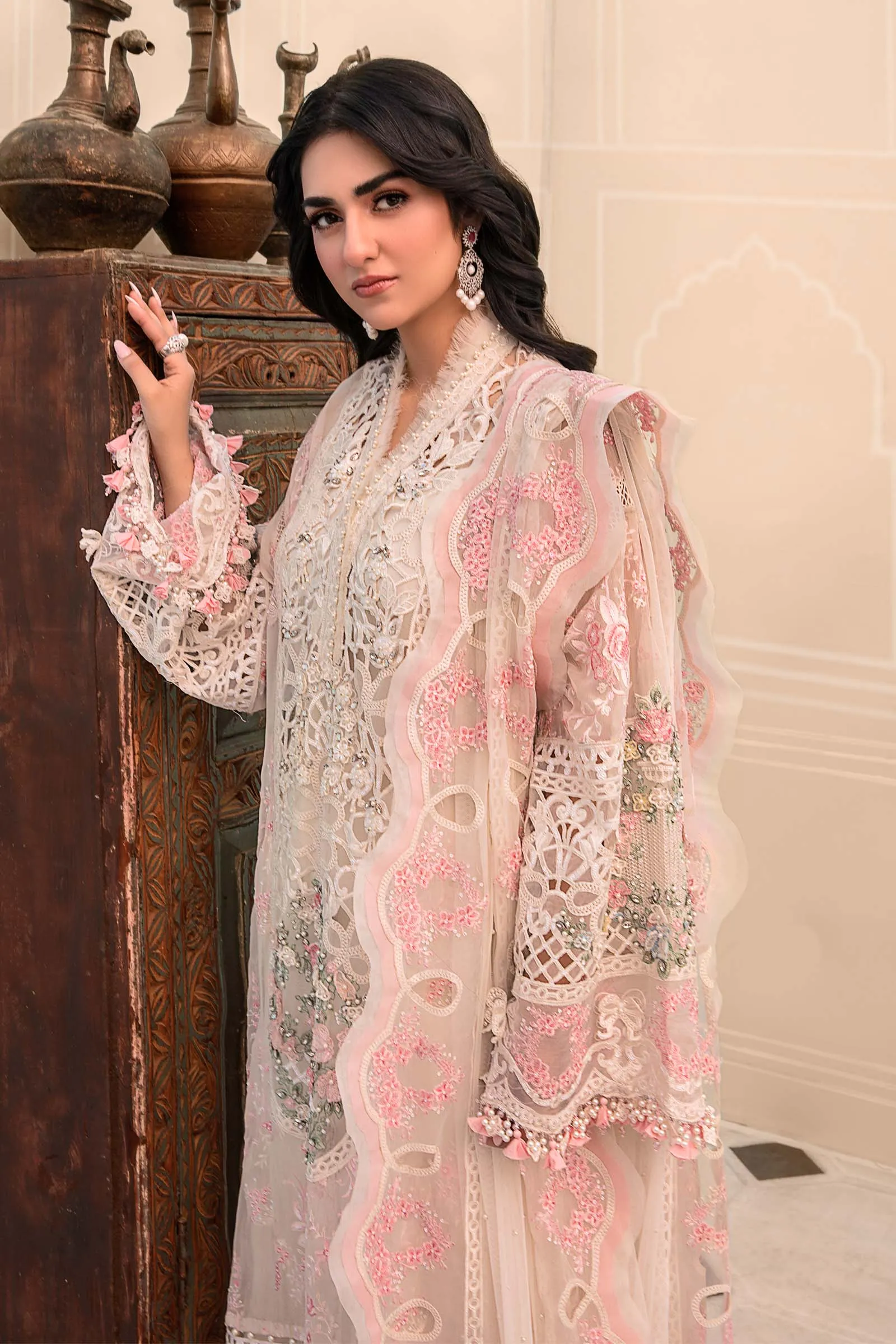 Unstitched MBROIDERED - Off White BD-2604 | Maria B Mbroidered Heritage Luxury Edition 2023 | Unstitched Embroidered Organza Suits