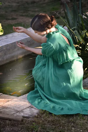 Venus Nap Dress in Emerald Gauze Linen