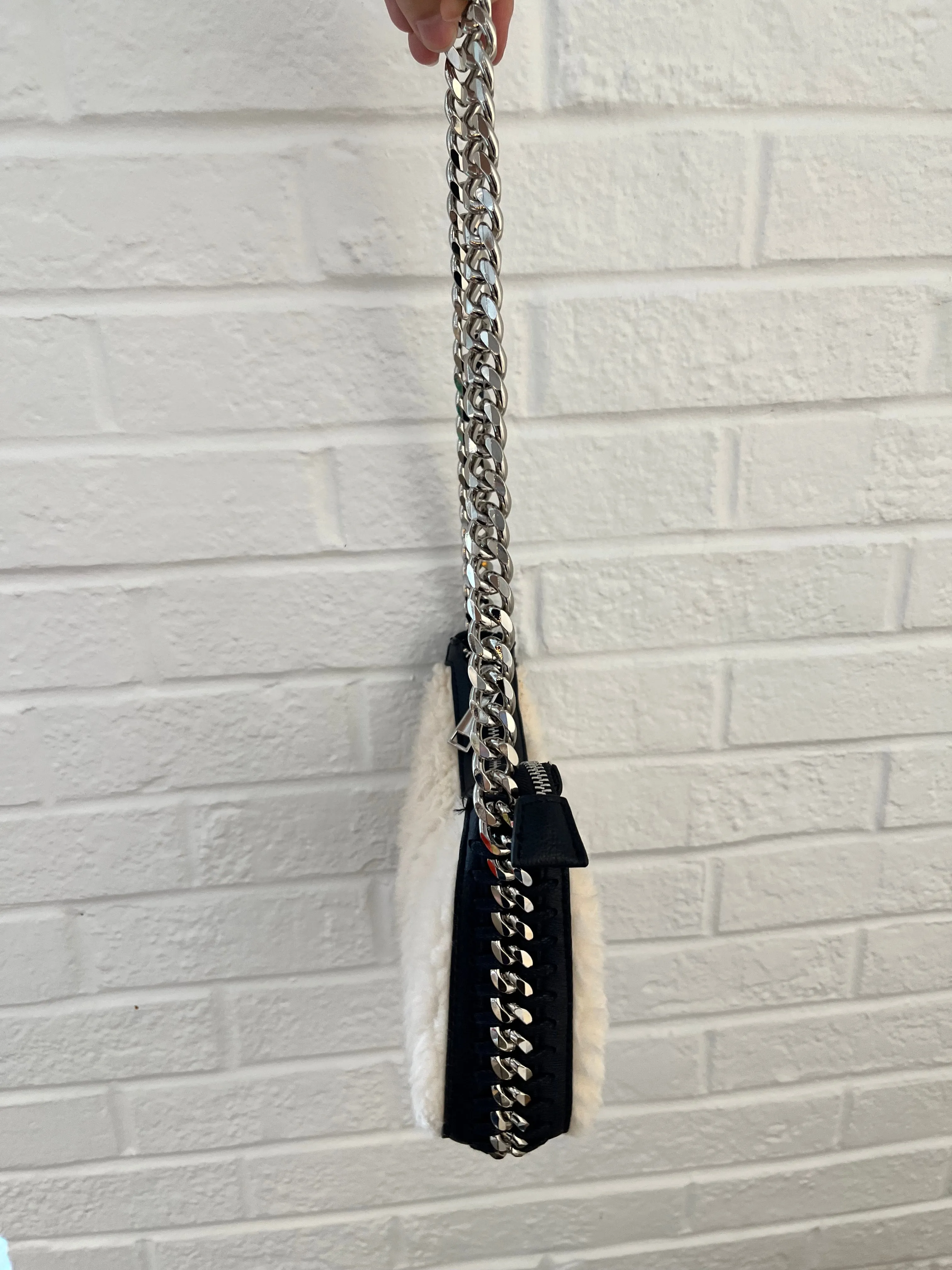 Victoria Shoulder Bag