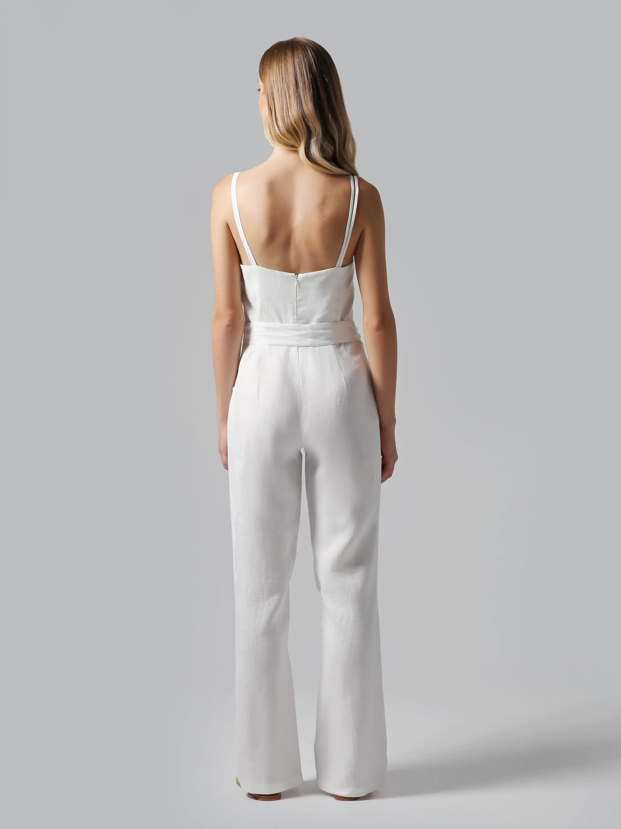 Visaltes Belted White Jumpsuit
