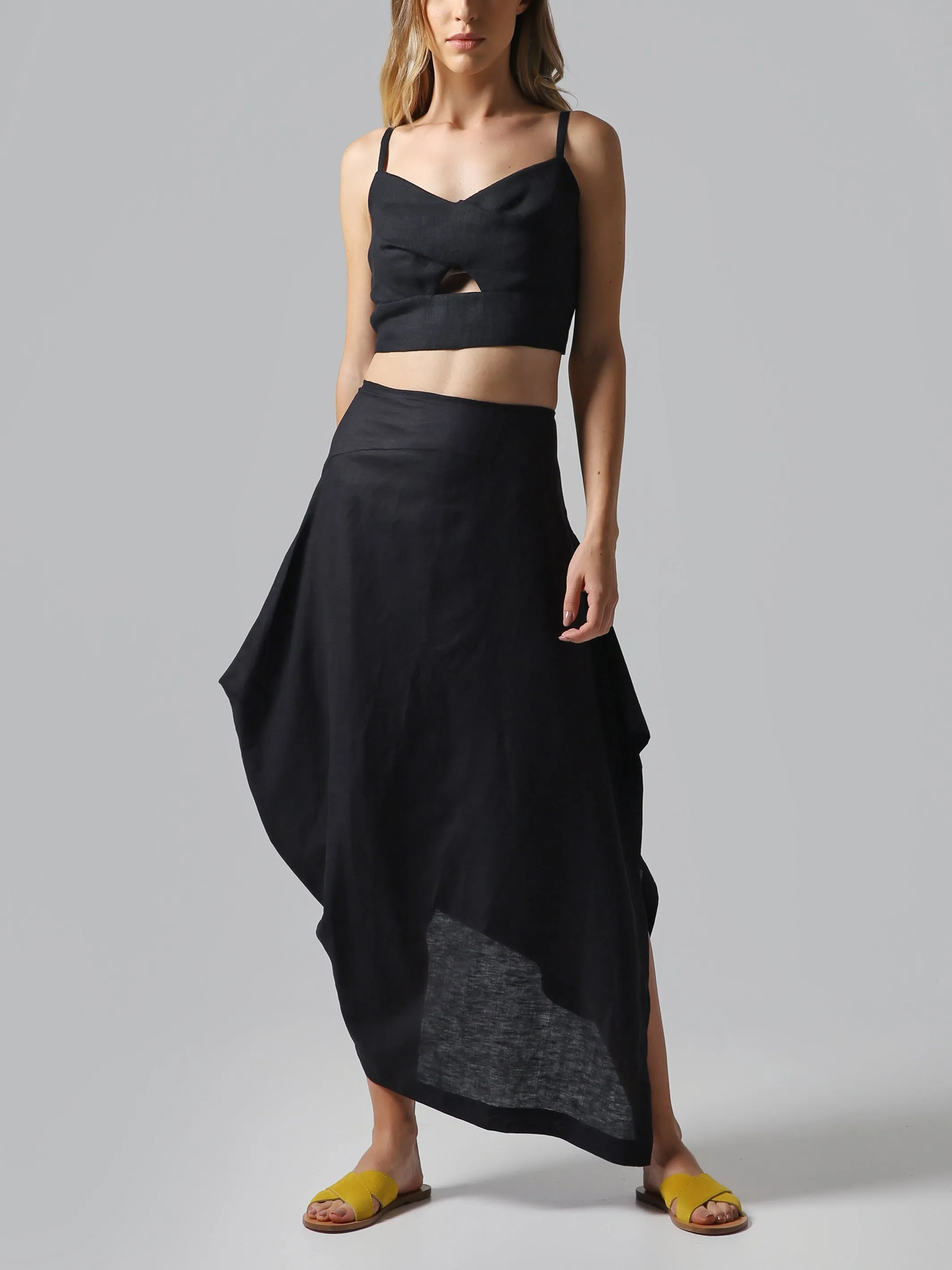 Visaltes Cropped Linen Top