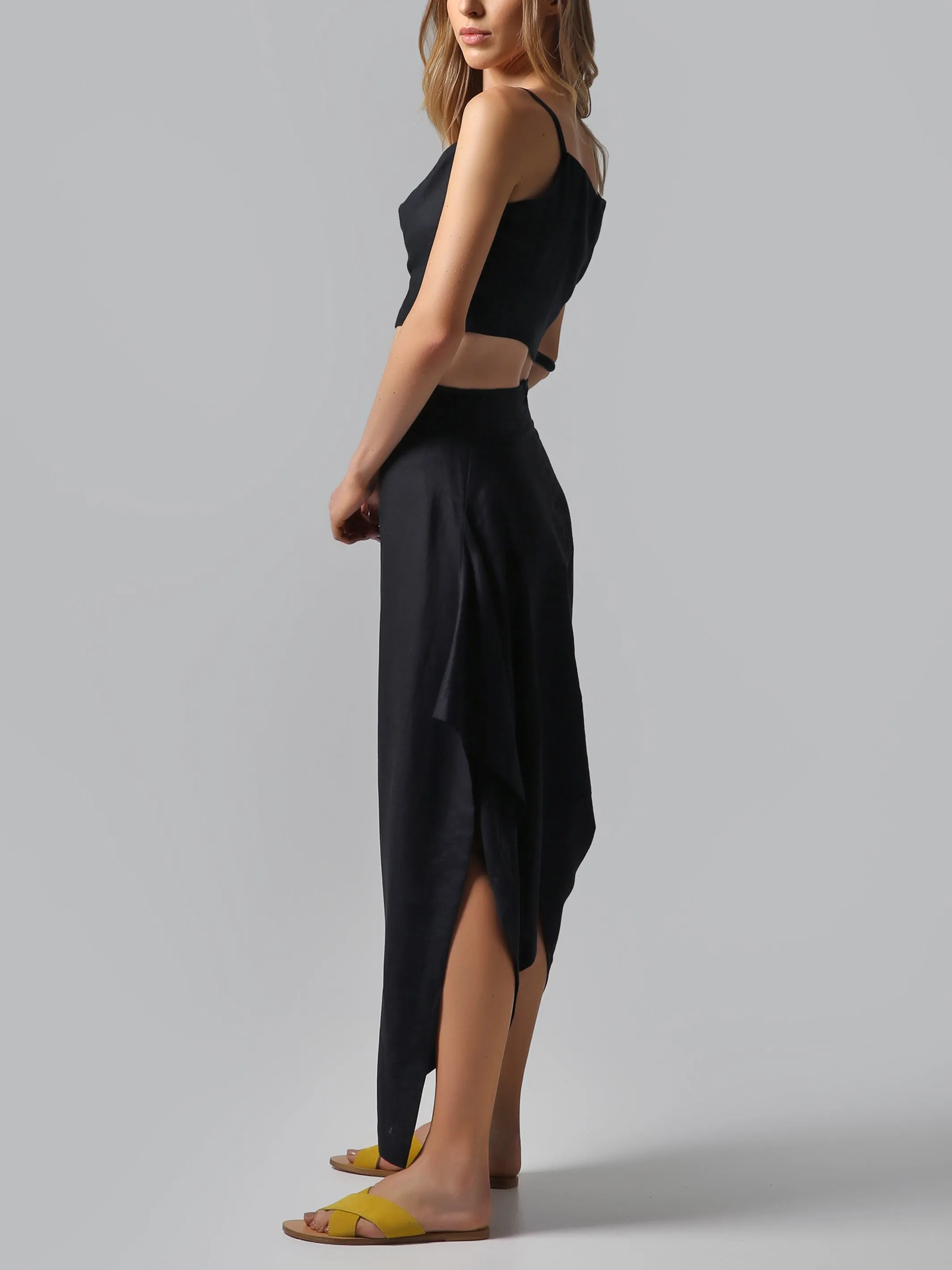 Visaltes Cropped Linen Top