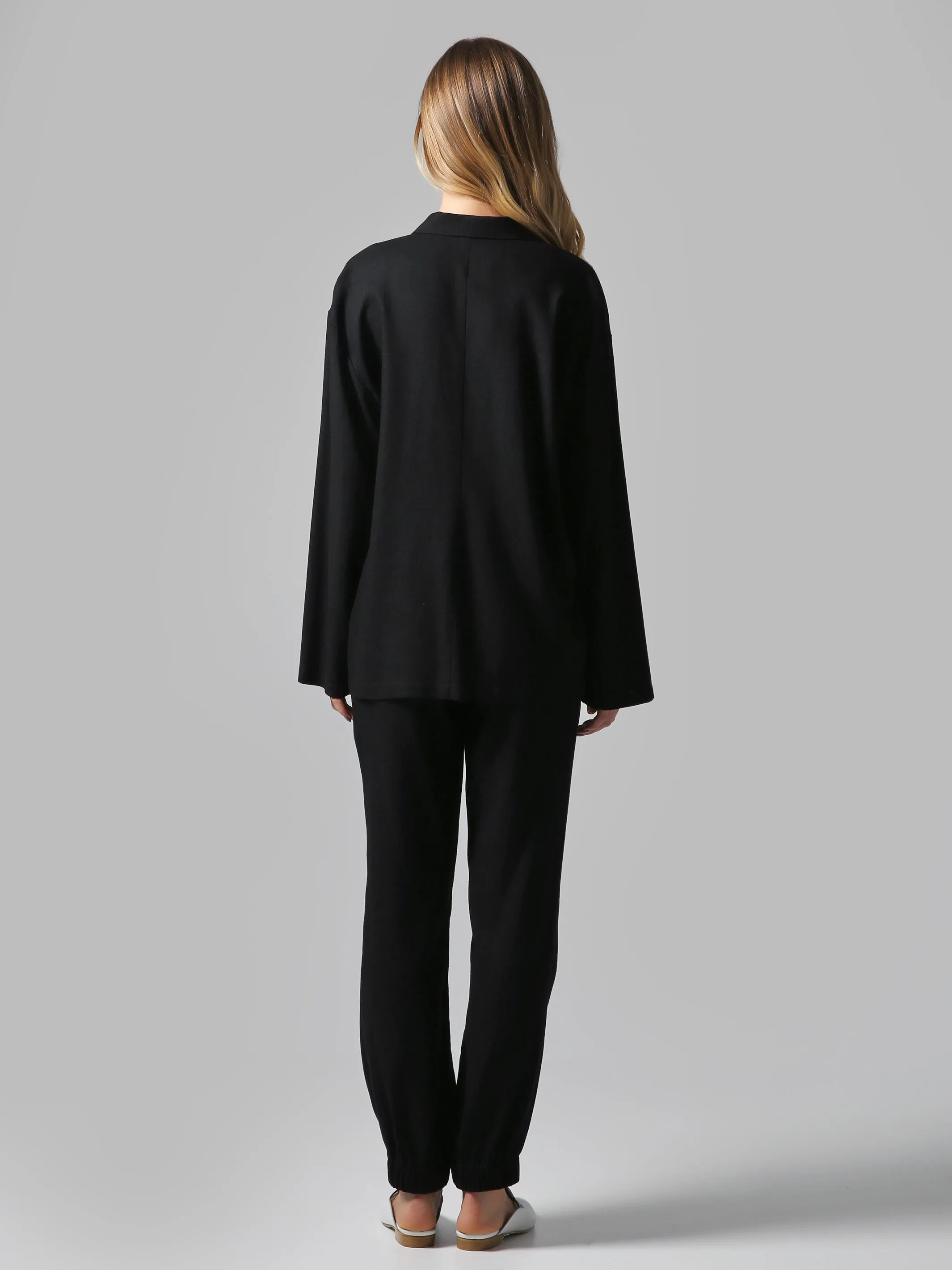 Visaltes Linen Suit