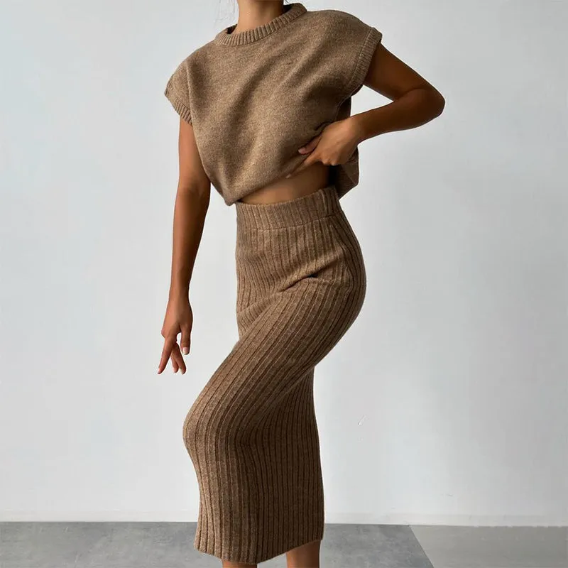 Women's 2-Piece Sleeveless Sweater & Midi Skirt Set