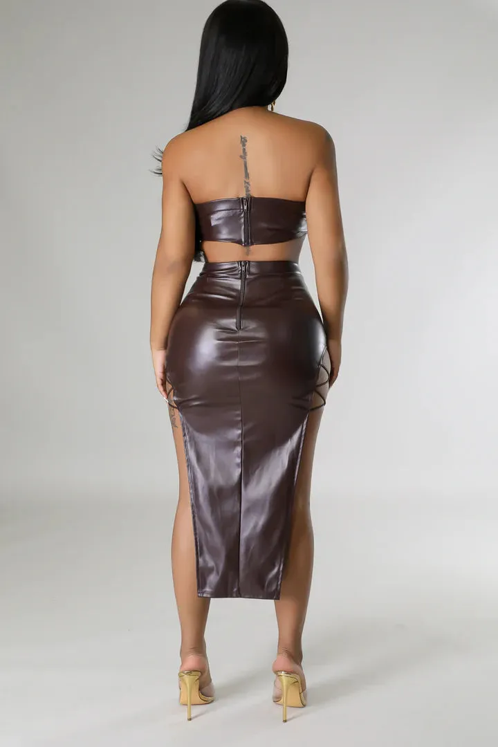 Women's Faux Leather Body Strap Design Midi Skirt Set