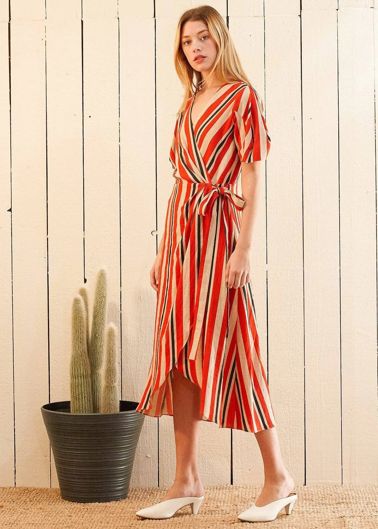 Women's Puff Sleeve Wrap Dress in Poppy Multi