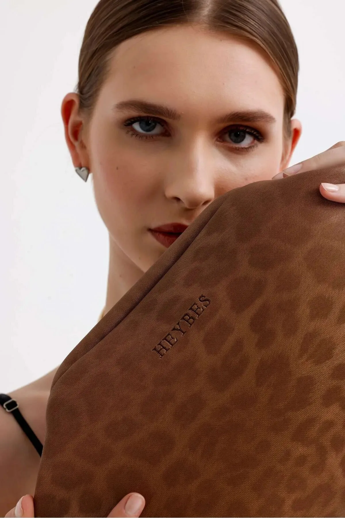 Women's Tan Leopard Patterned Faux Leather Clutch Handbag